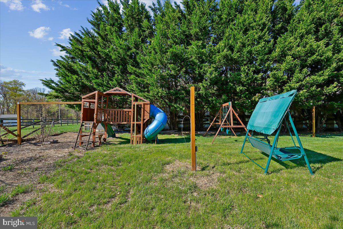 BARNESVILLE OUTSIDE - Residential