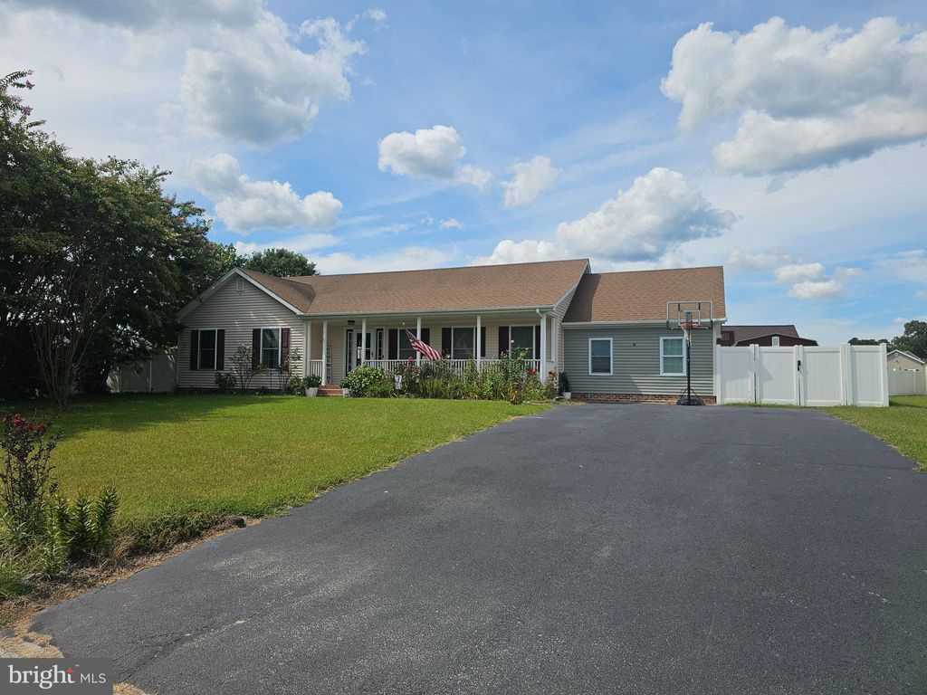 Photo of 310 Autumn Ridge Drive, HEBRON, MD 21830 (MLS # MDWC2019600)