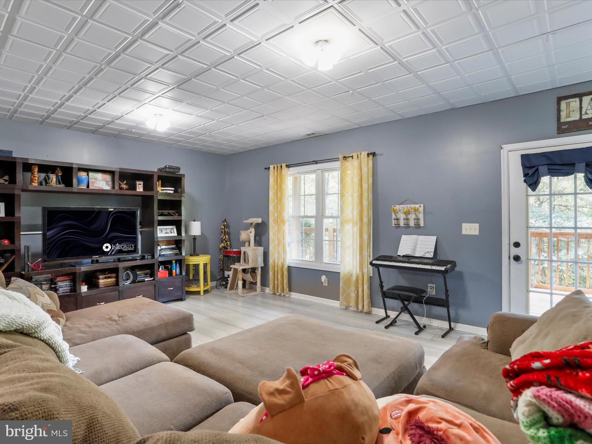 PINE RIDGE - Residential