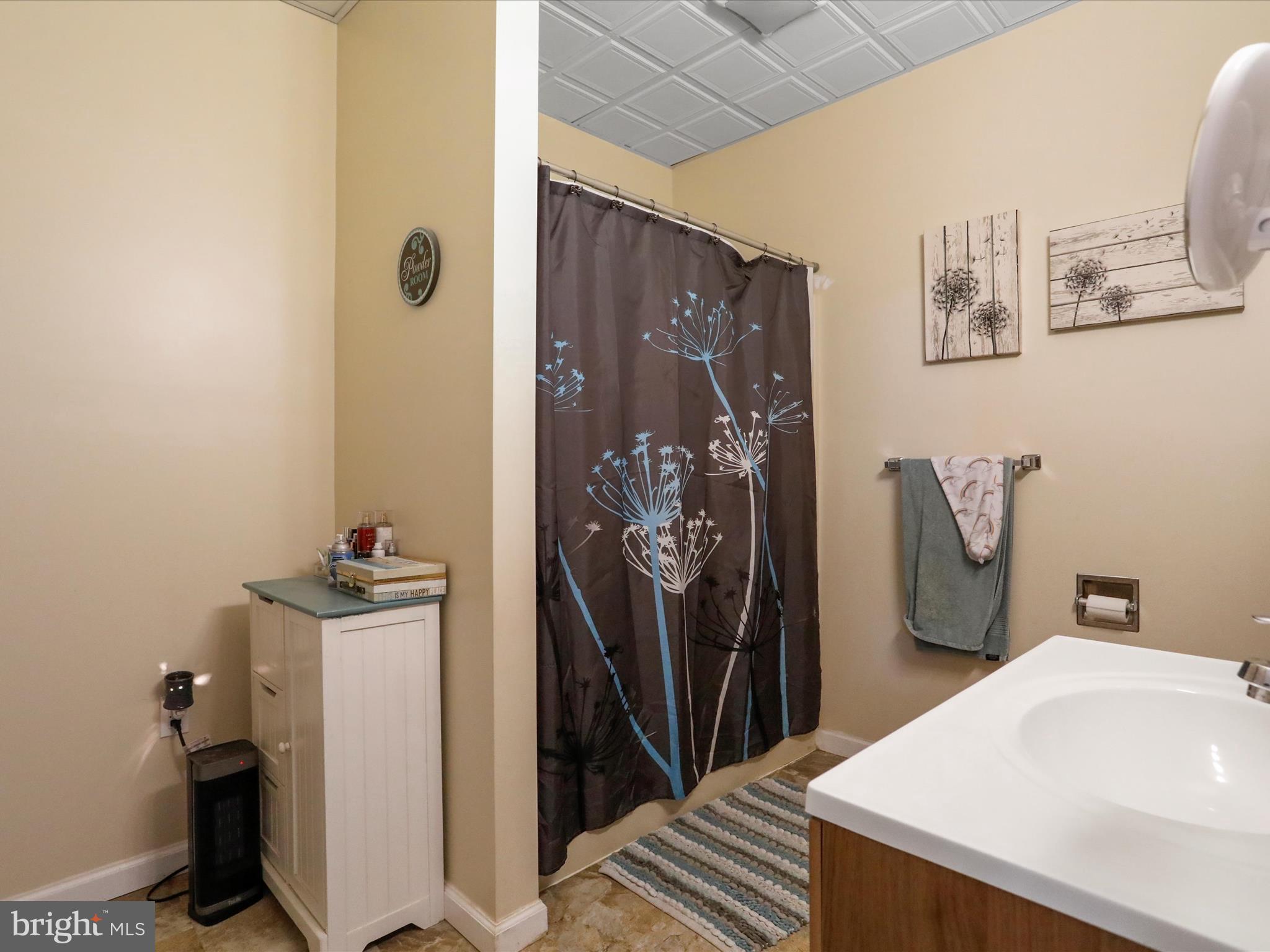 PINE RIDGE - Residential