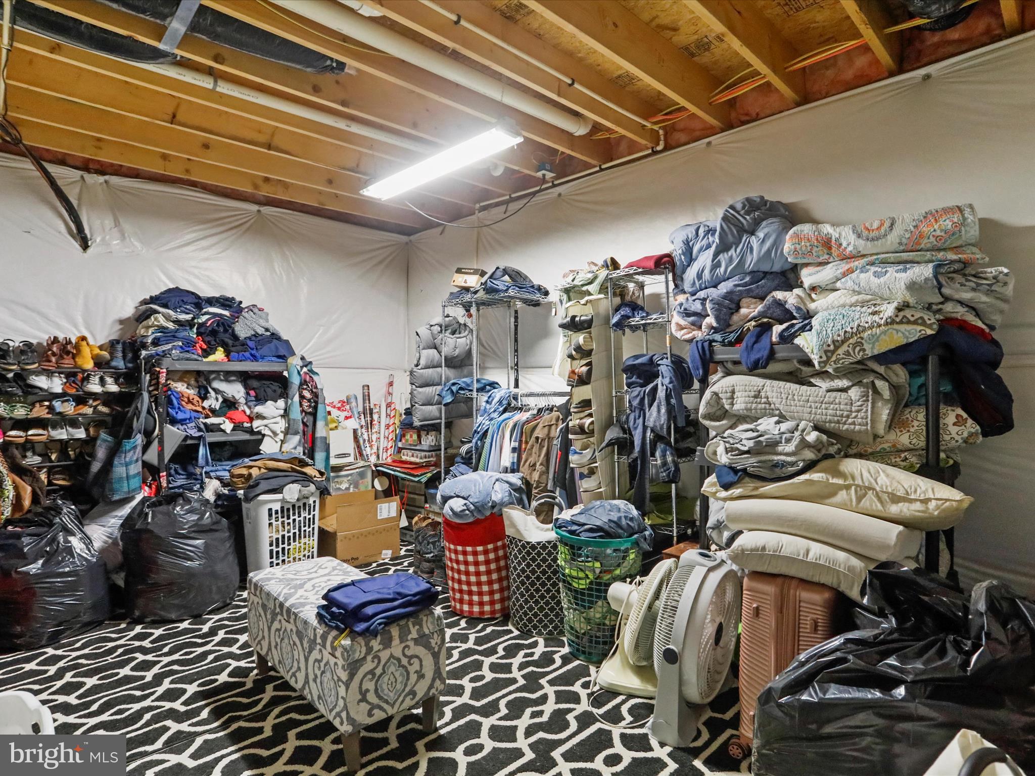 PINE RIDGE - Residential