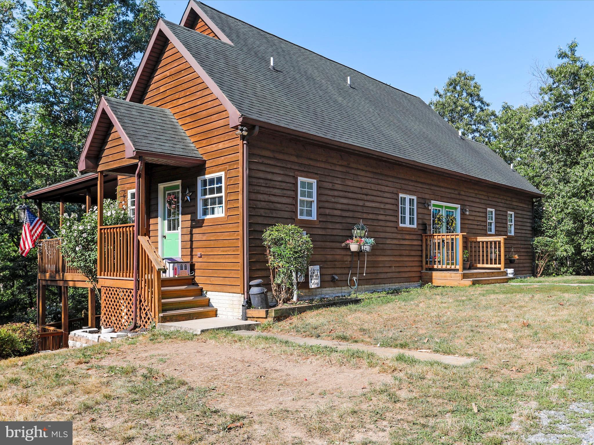 PINE RIDGE - Residential