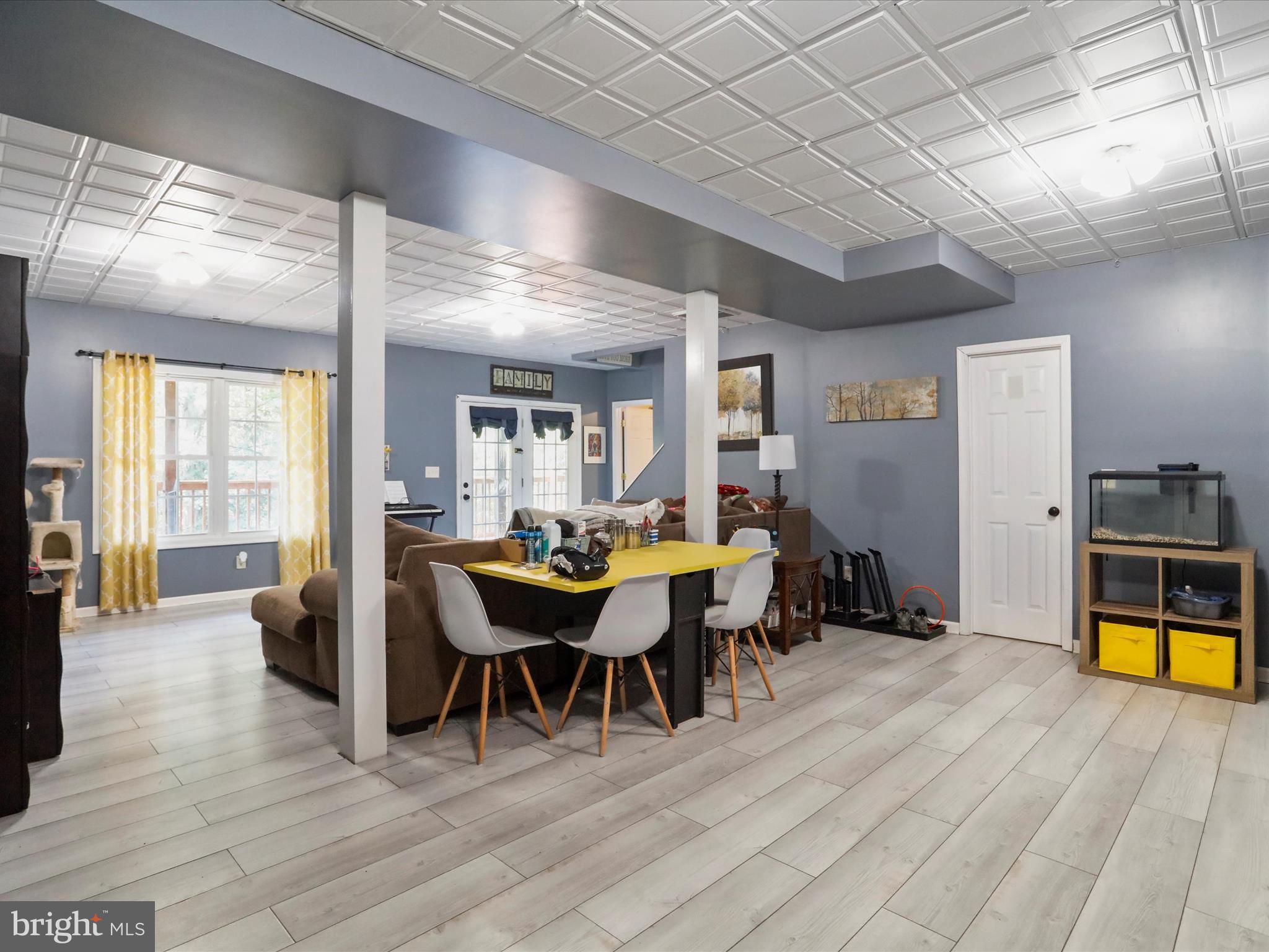 PINE RIDGE - Residential