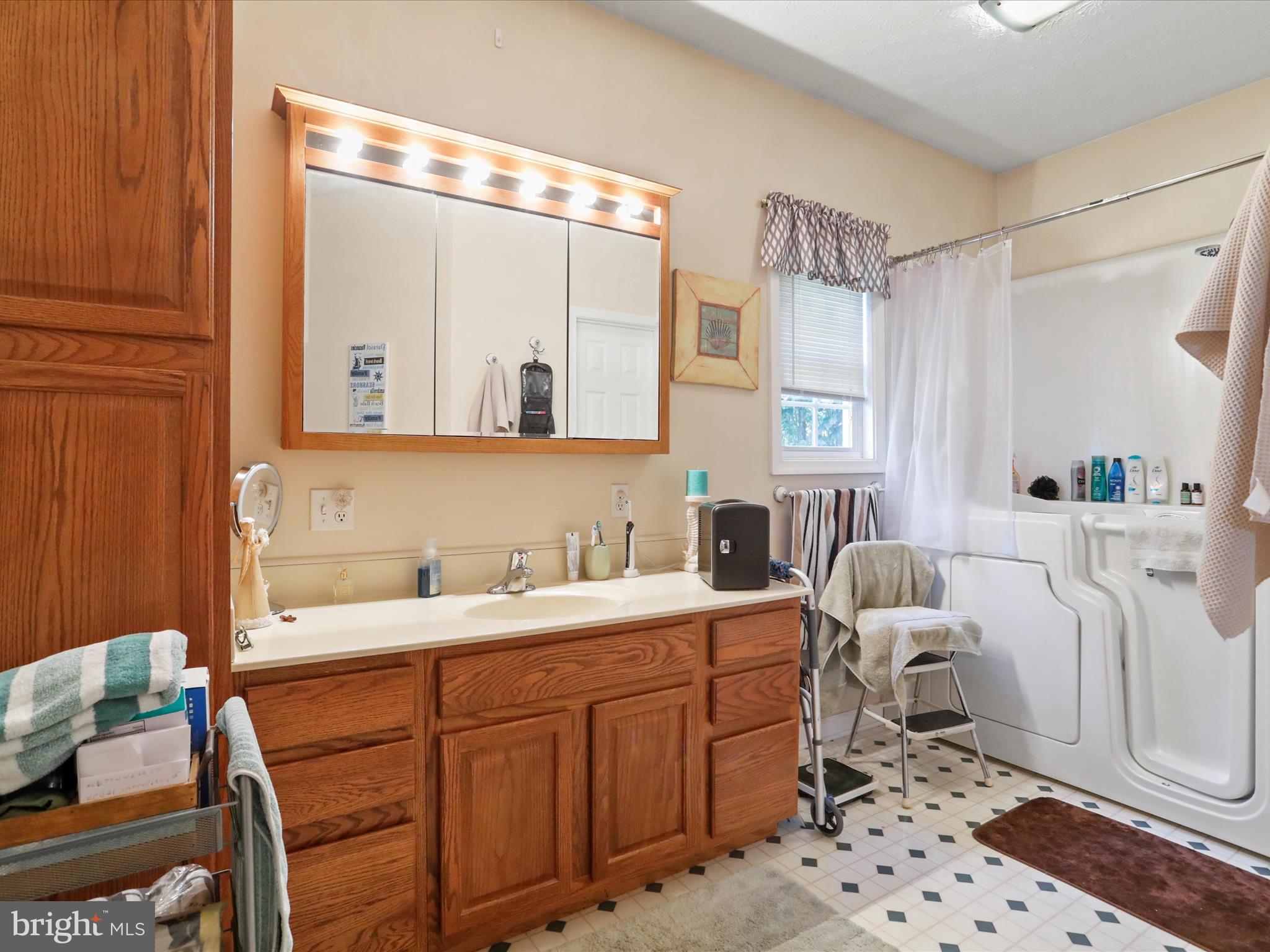 PINE RIDGE - Residential