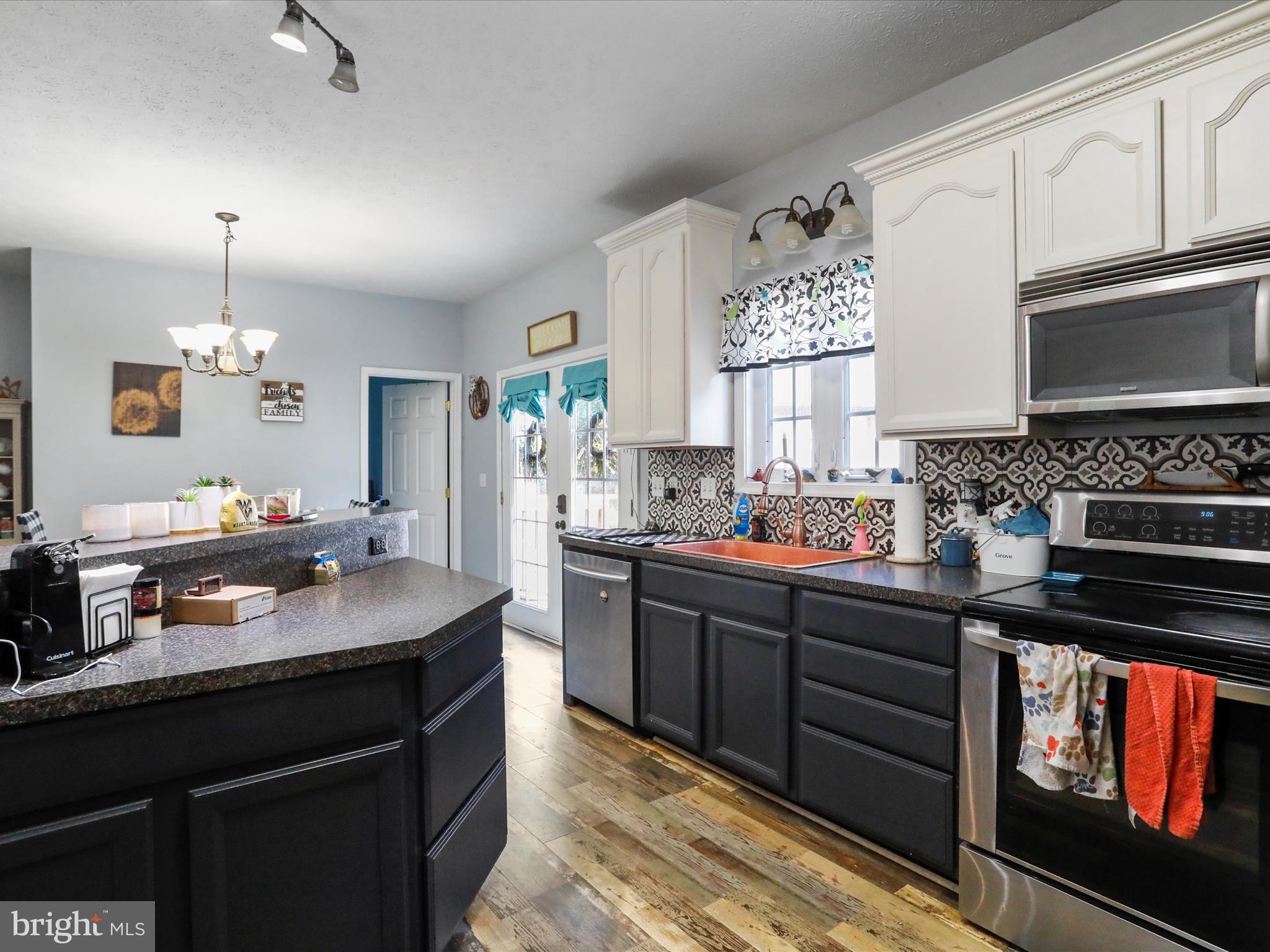 PINE RIDGE - Residential