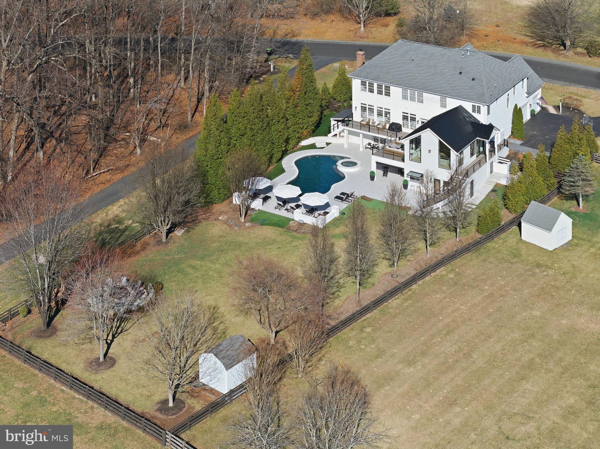 LENAH RUN - Residential