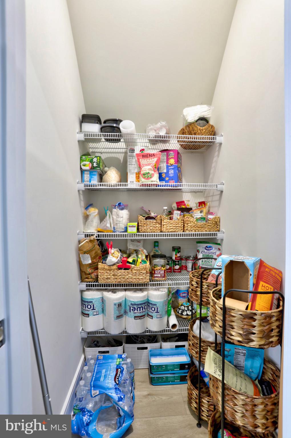 DEMOTT & SILVER - Residential Lease