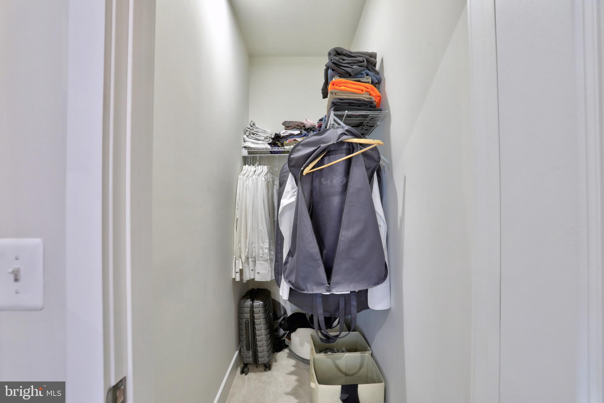 DEMOTT & SILVER - Residential Lease