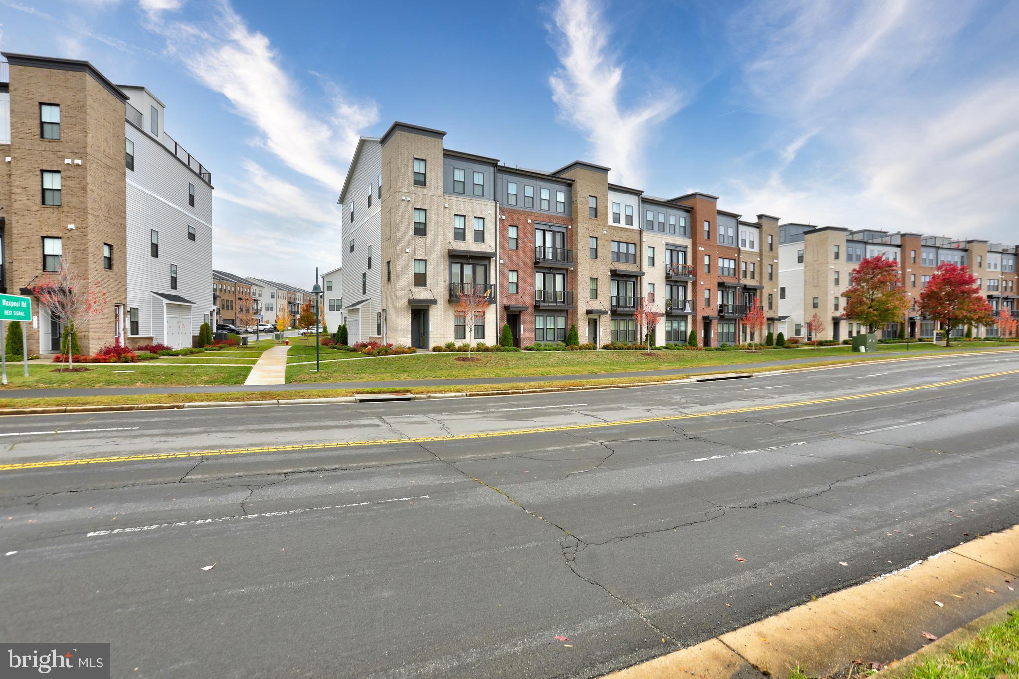 DEMOTT & SILVER - Residential Lease