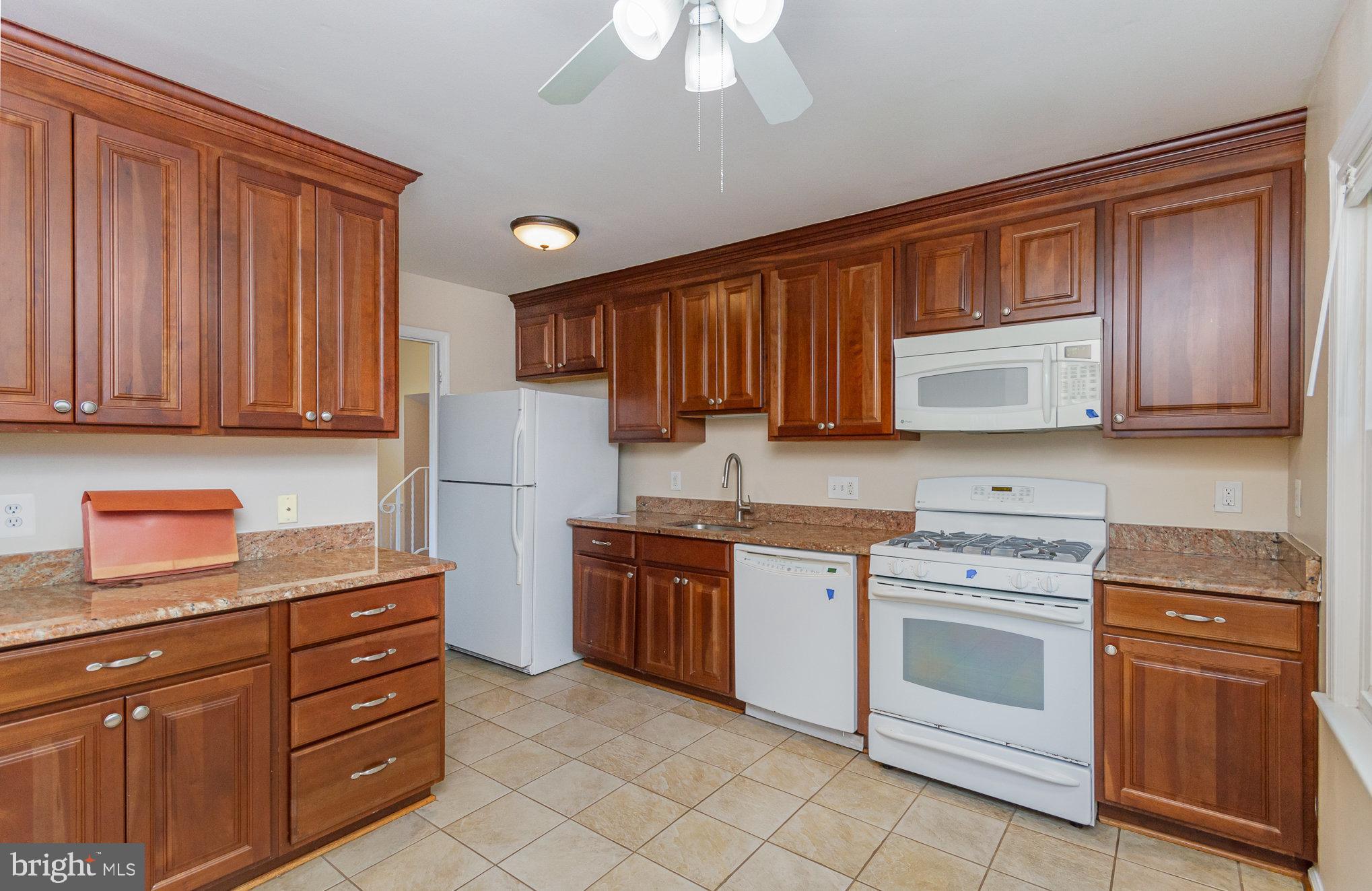HAYFIELD FARM - Residential Lease