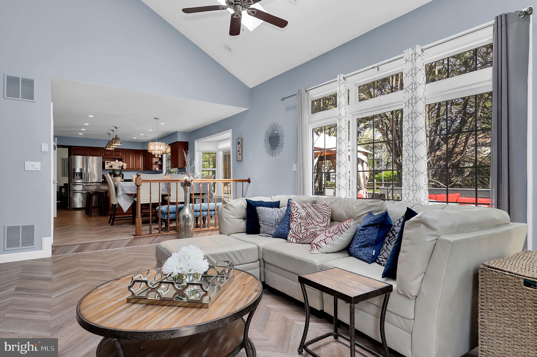 GUNNERS LAKE VILLAGE - Residential