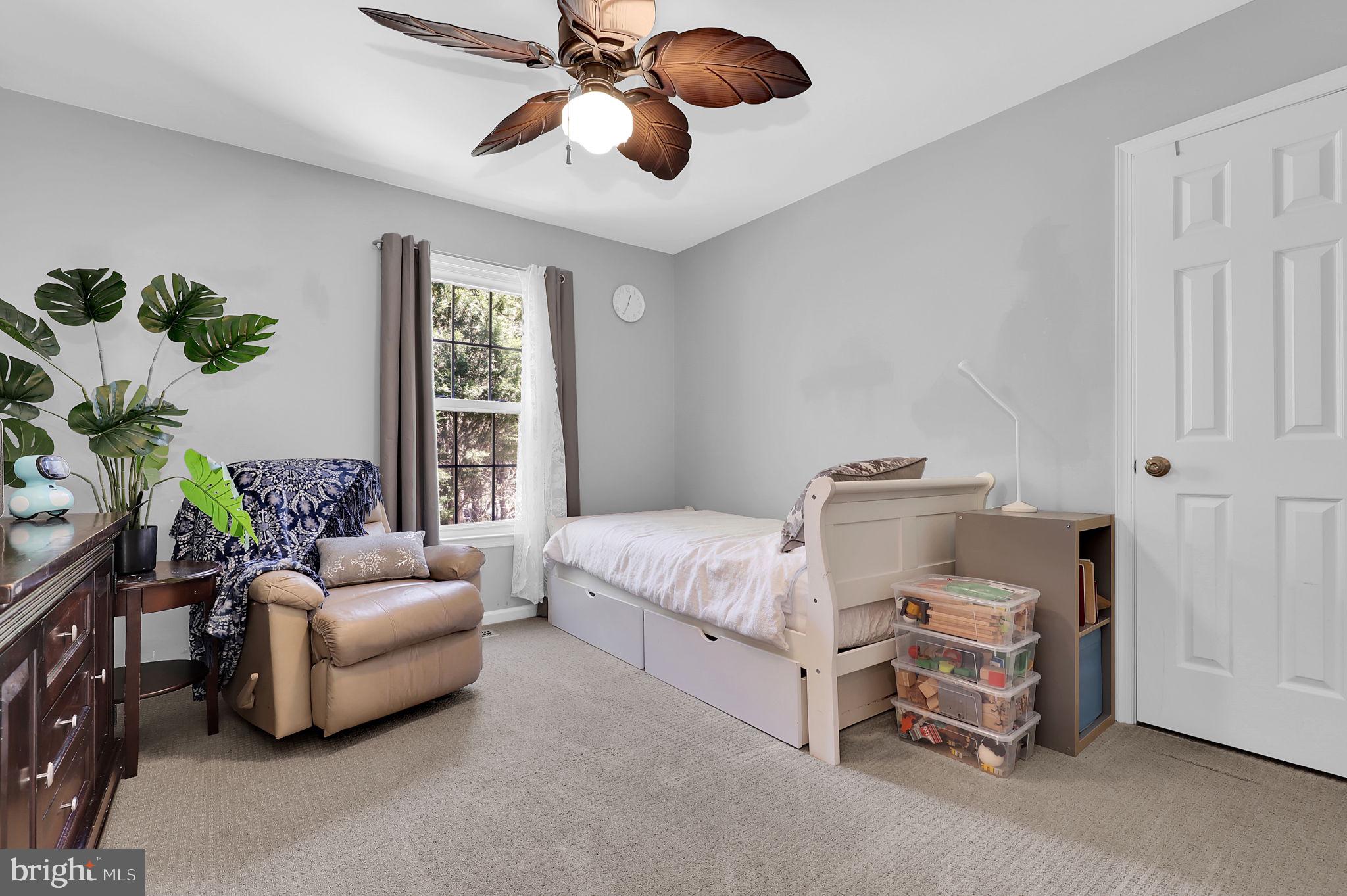 GUNNERS LAKE VILLAGE - Residential