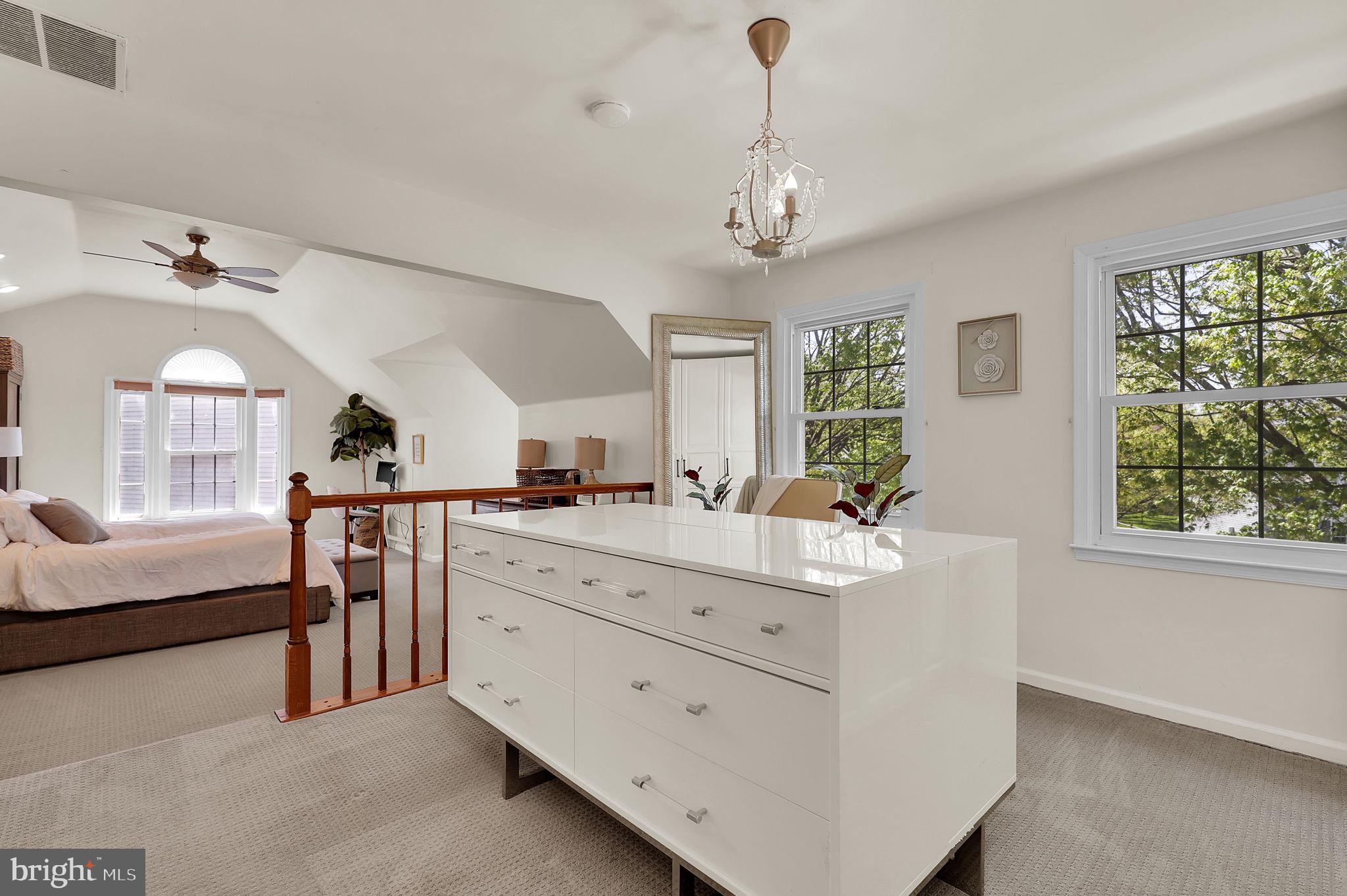 GUNNERS LAKE VILLAGE - Residential