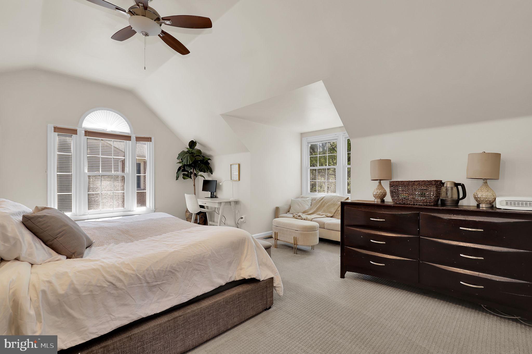 GUNNERS LAKE VILLAGE - Residential