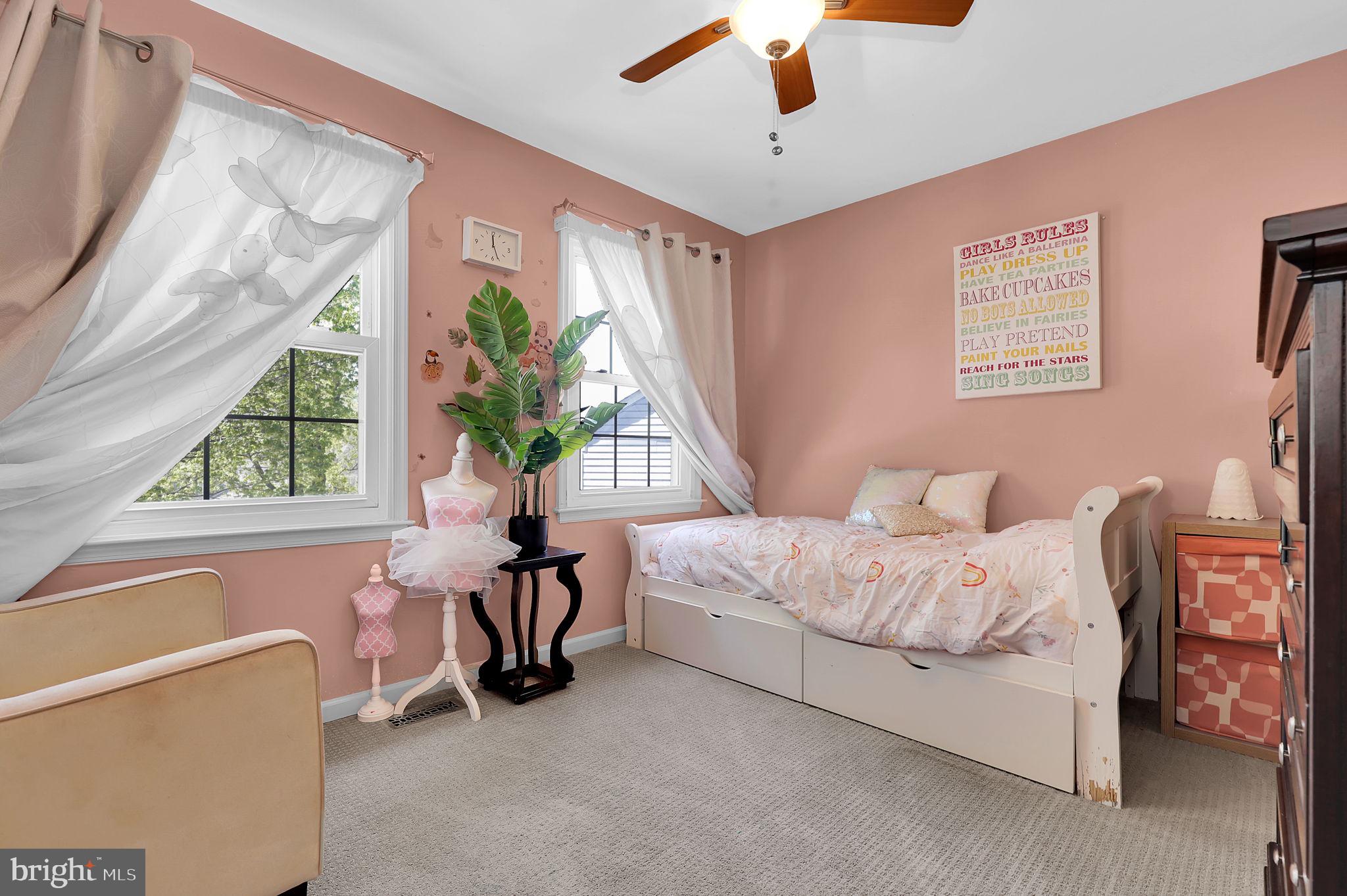 GUNNERS LAKE VILLAGE - Residential