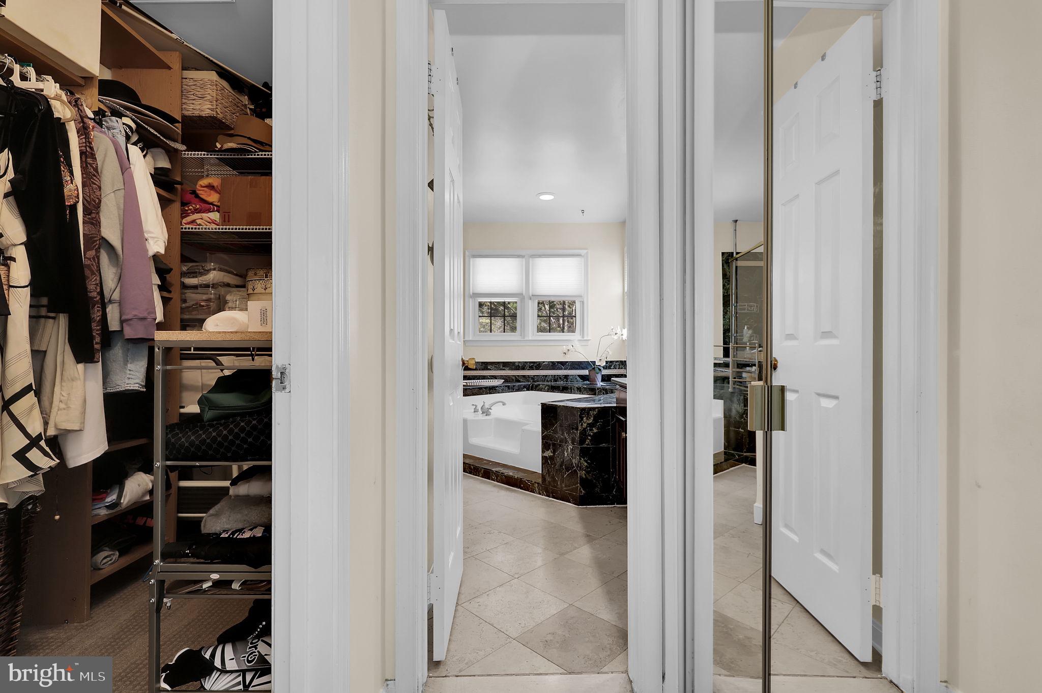 GUNNERS LAKE VILLAGE - Residential