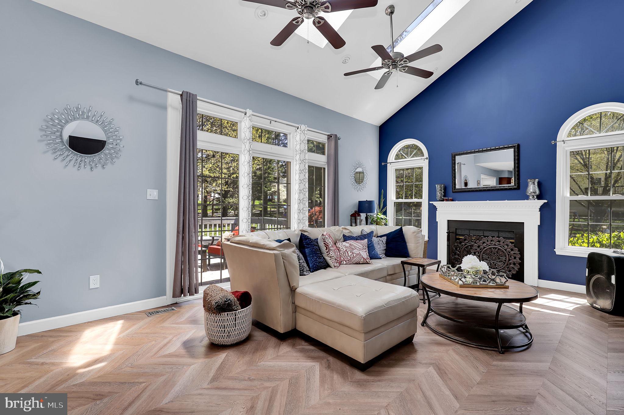 GUNNERS LAKE VILLAGE - Residential