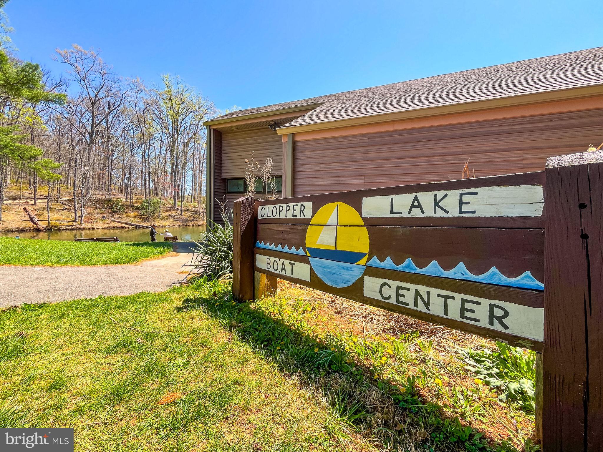 GUNNERS LAKE VILLAGE - Residential