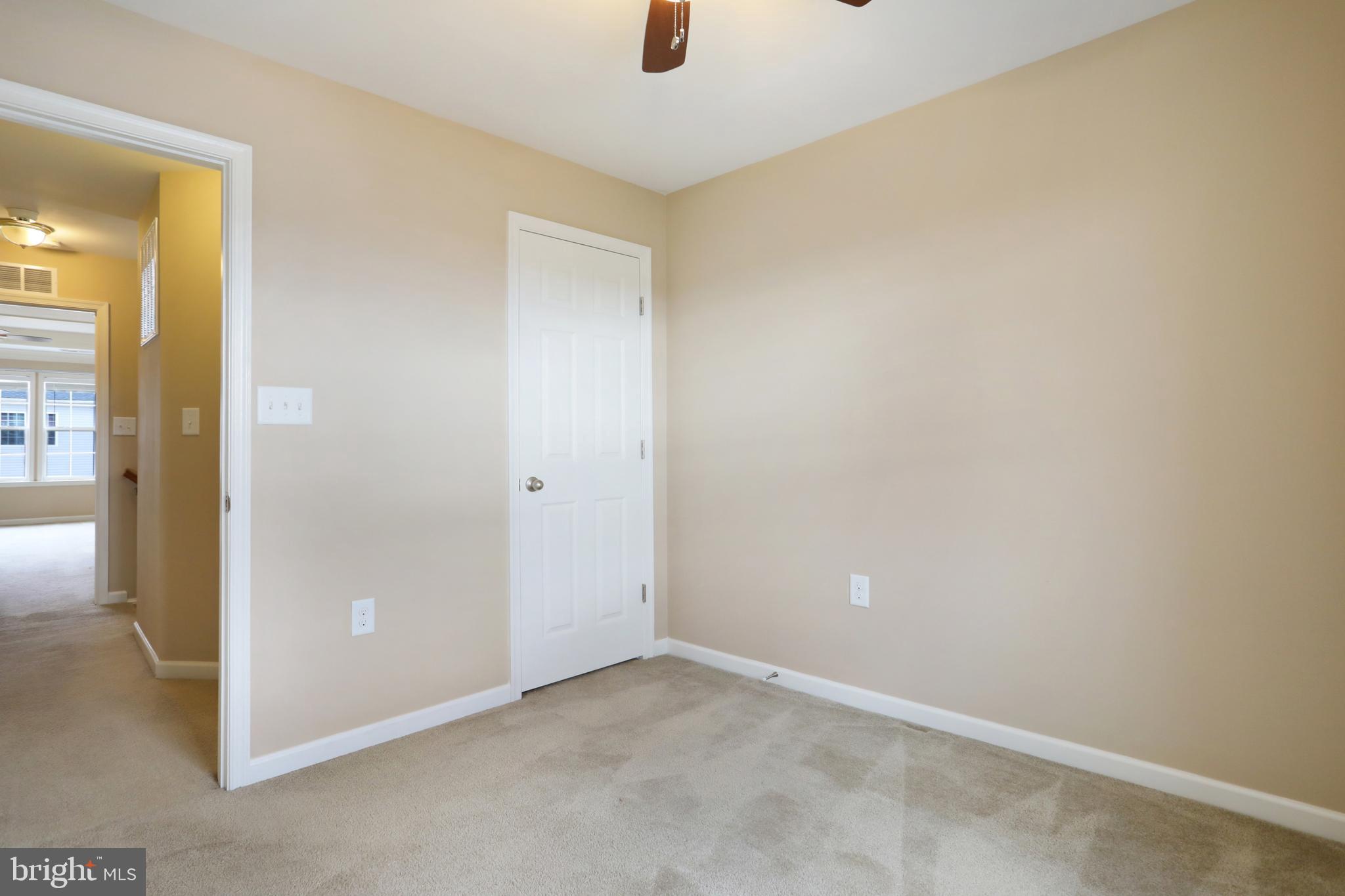 LAKELAND PLACE - Residential