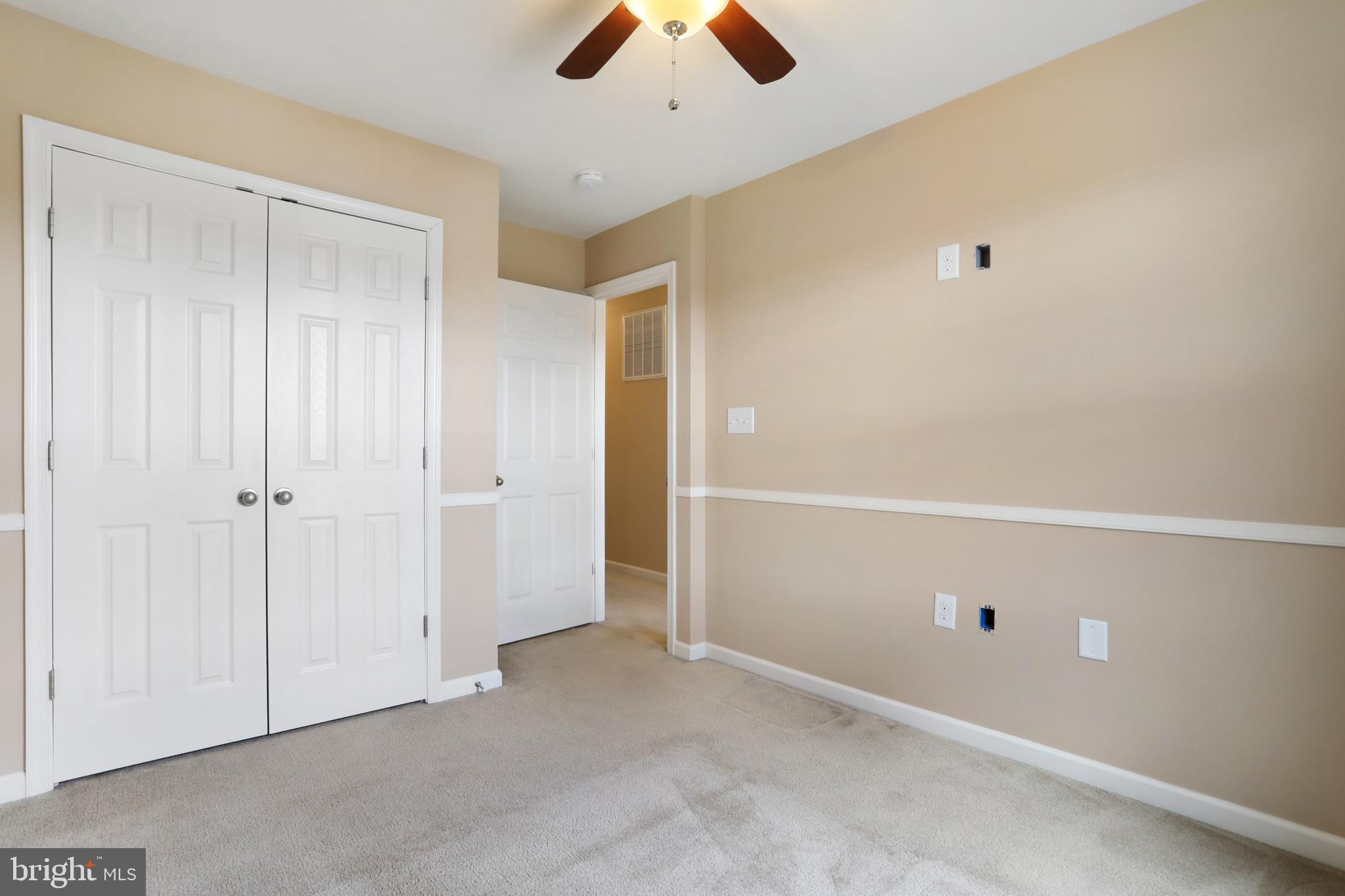 LAKELAND PLACE - Residential