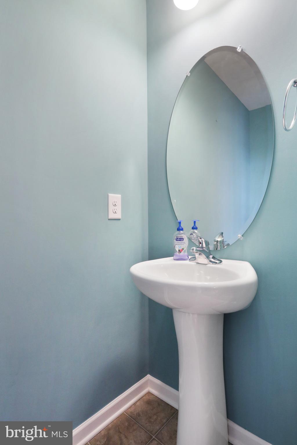 LAKELAND PLACE - Residential