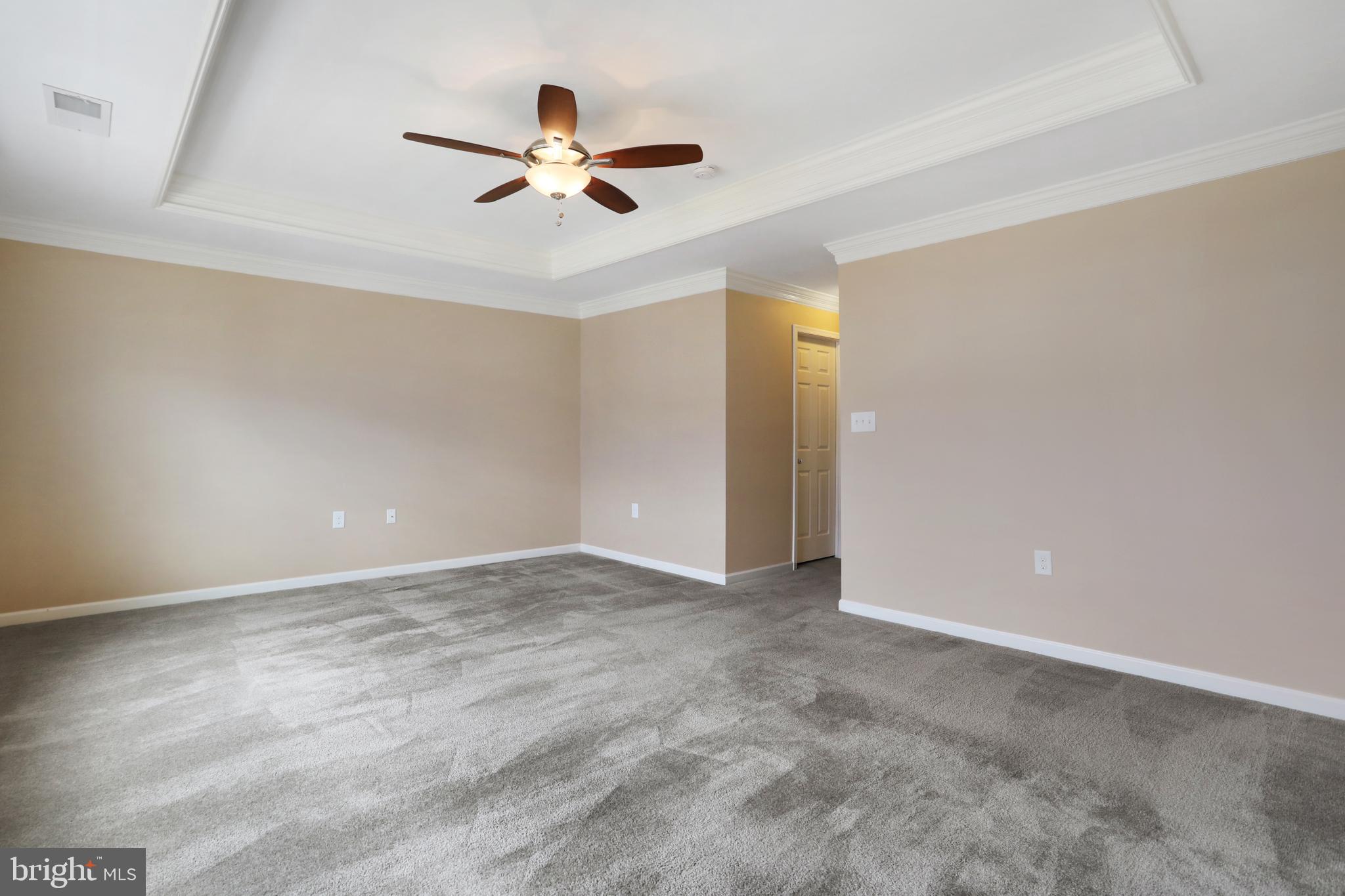 LAKELAND PLACE - Residential