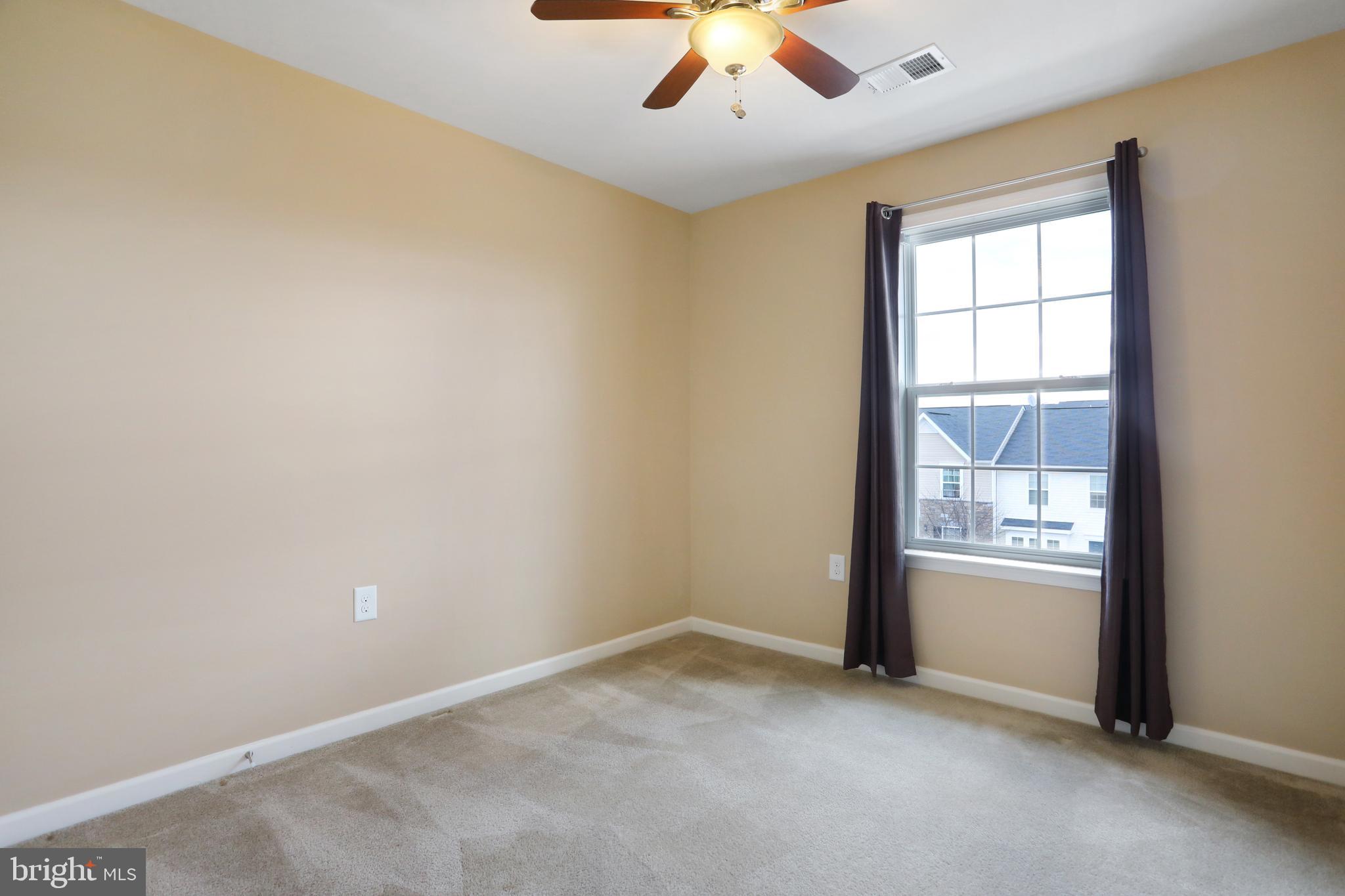 LAKELAND PLACE - Residential