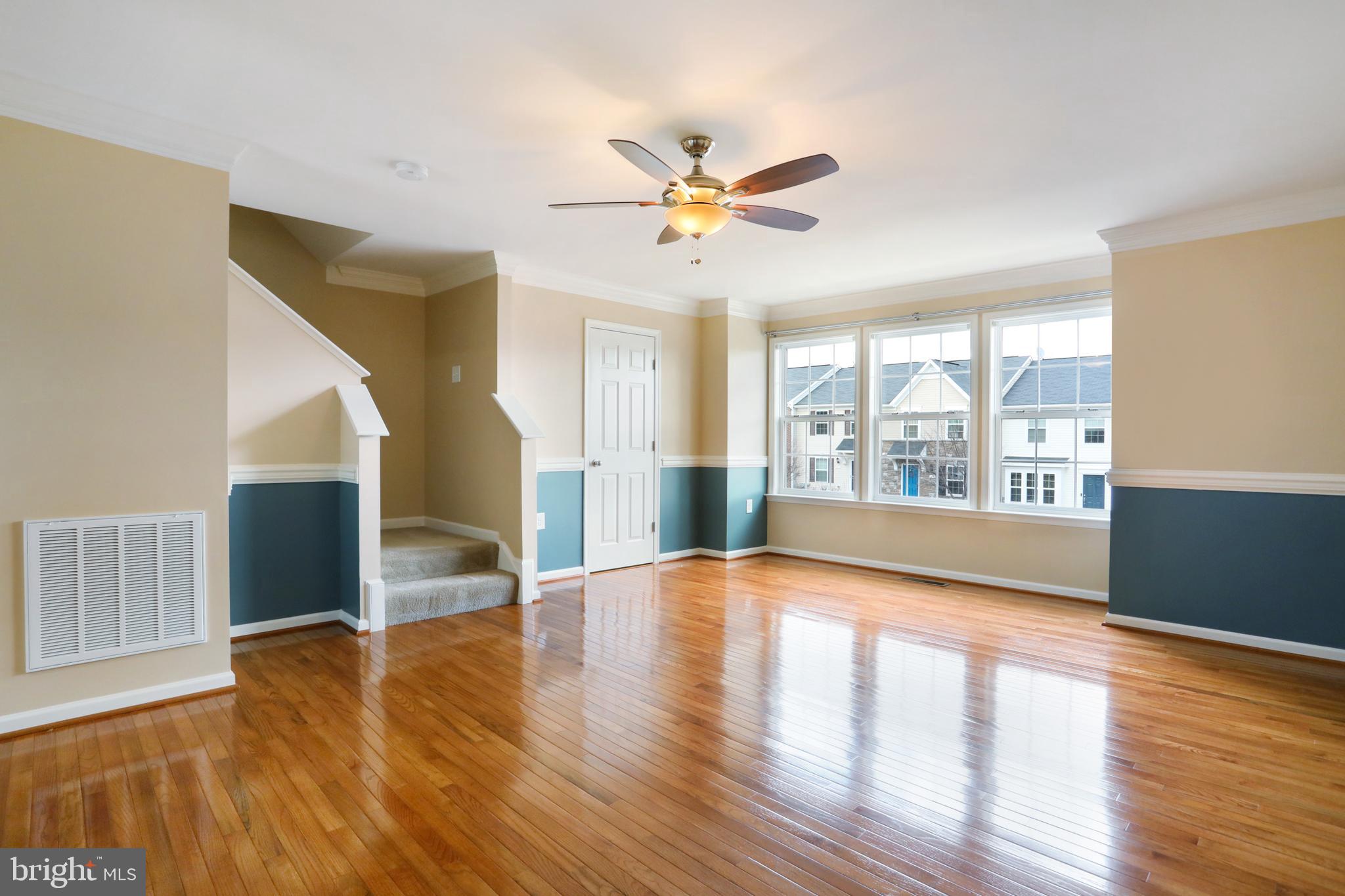 LAKELAND PLACE - Residential