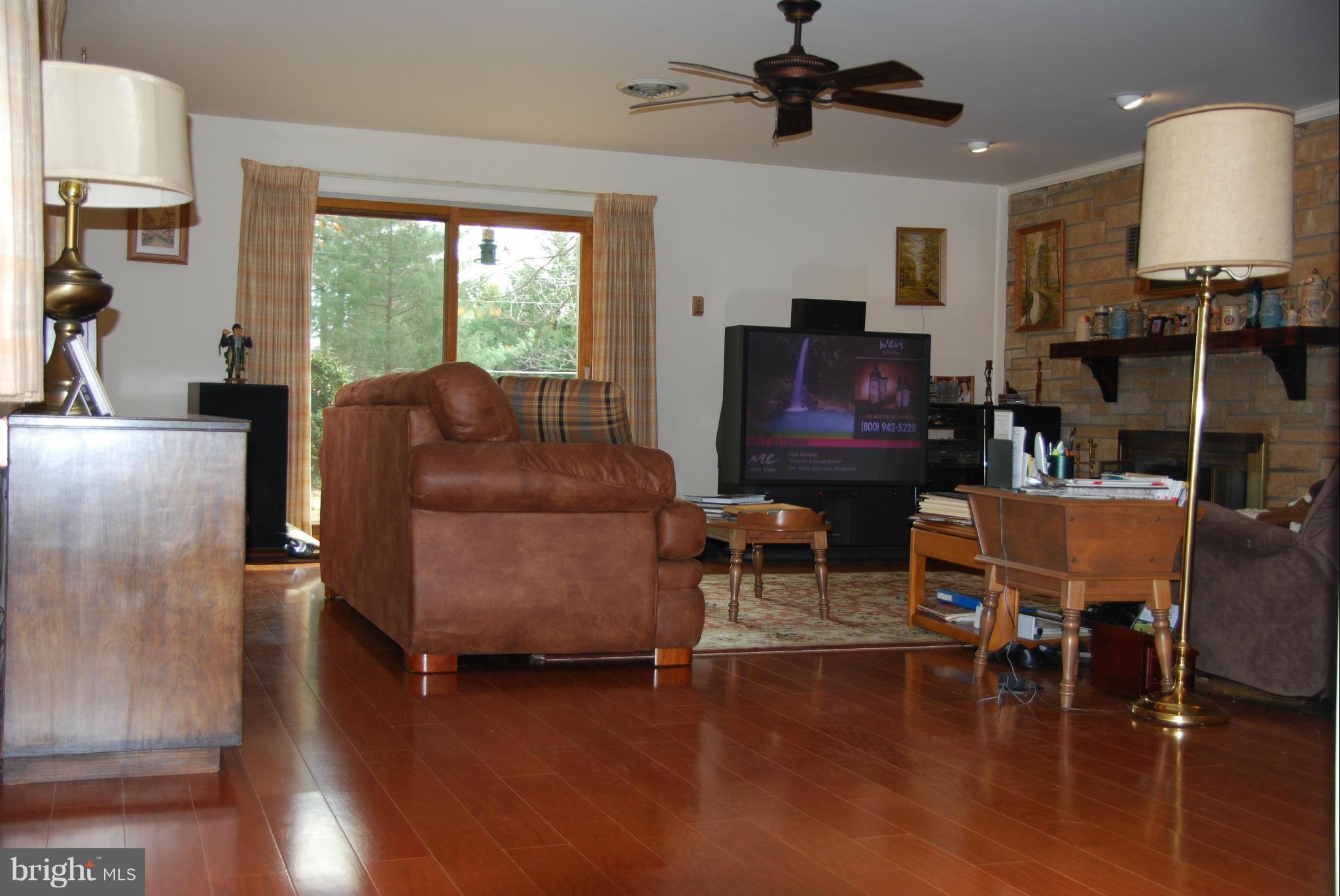 BROKEN HILLS - Residential