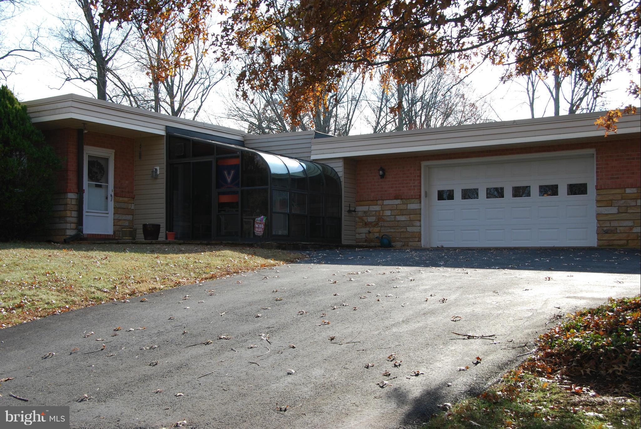 BROKEN HILLS - Residential