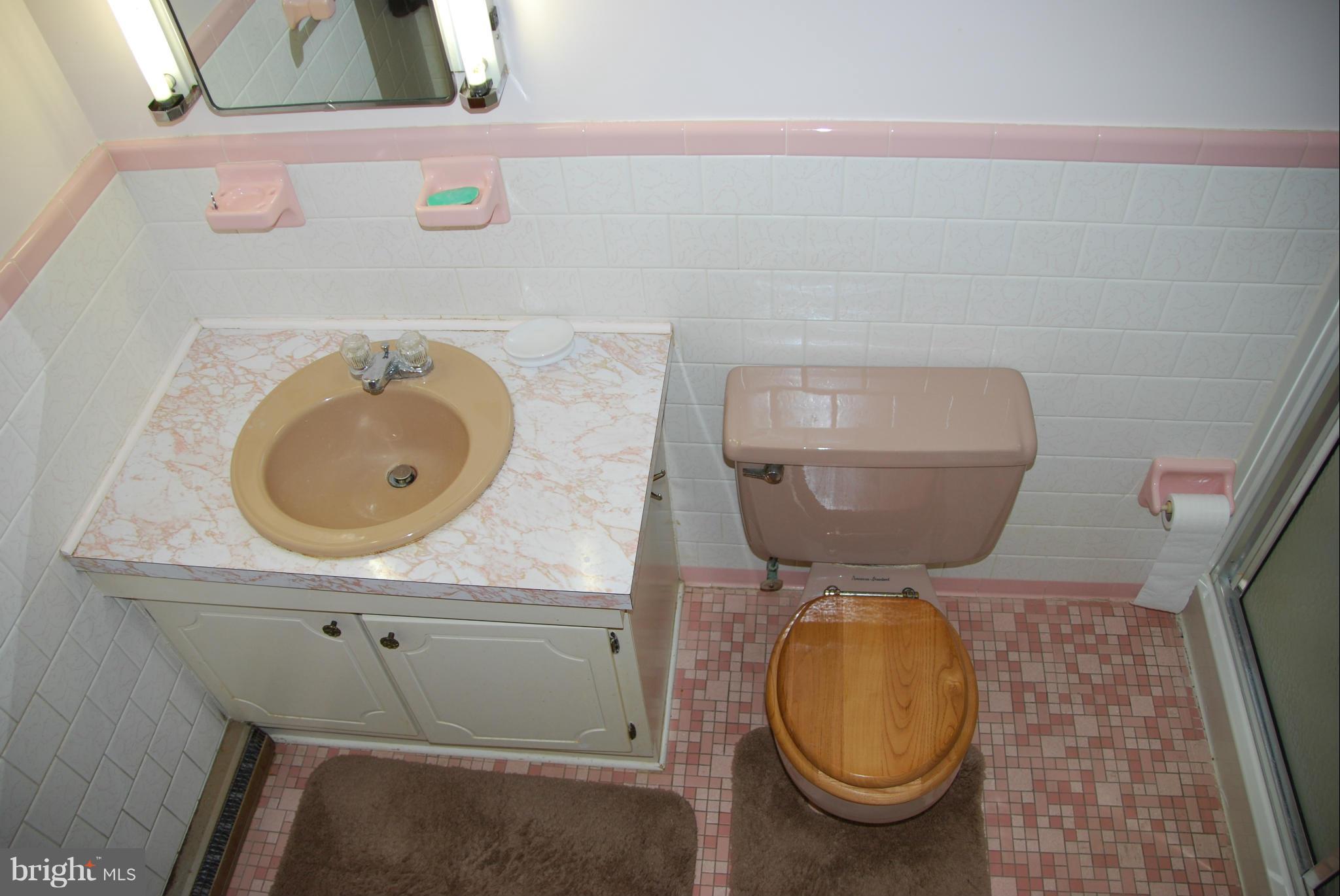 BROKEN HILLS - Residential