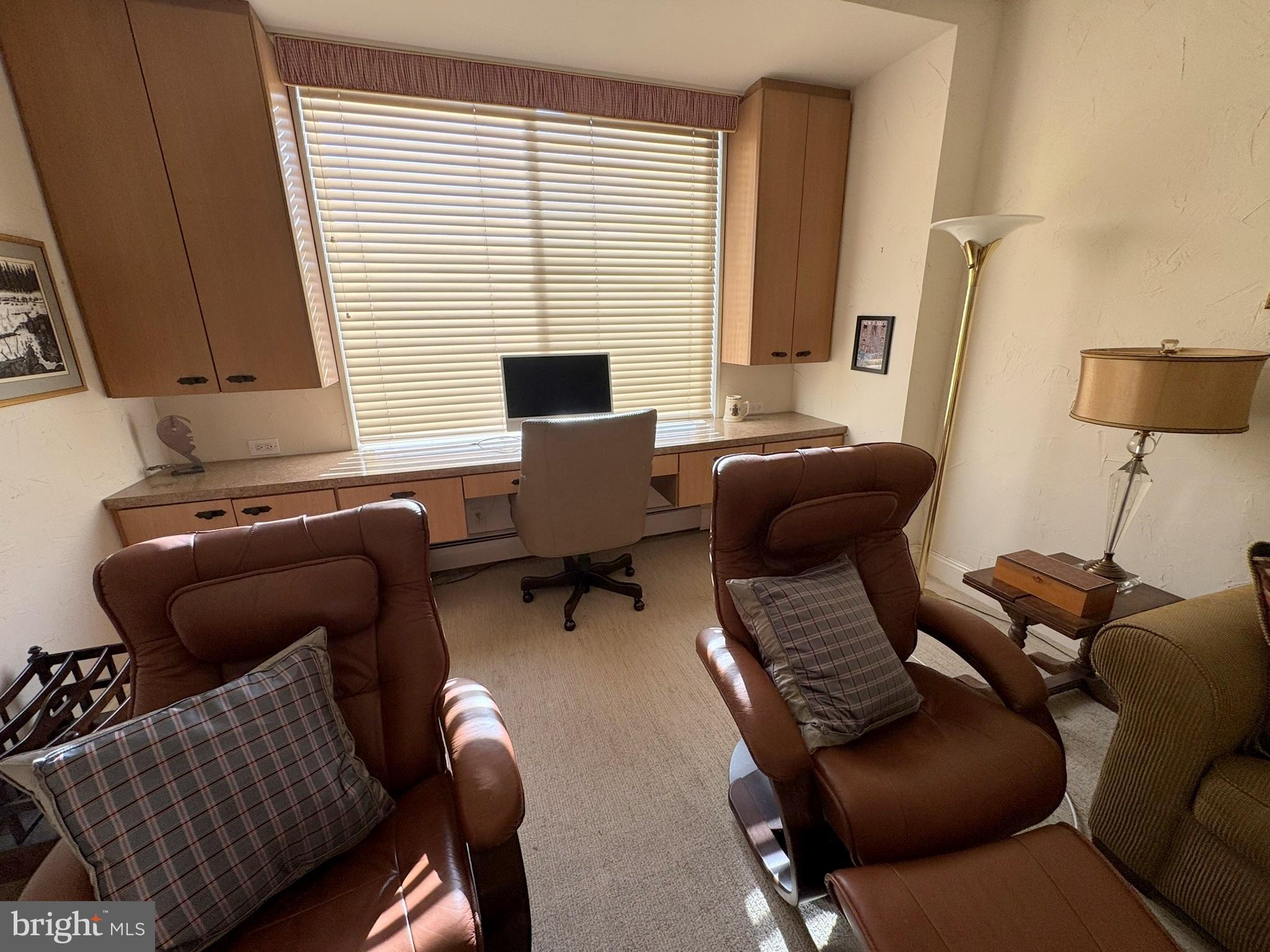 PRESIDENTIAL ESTS - Residential