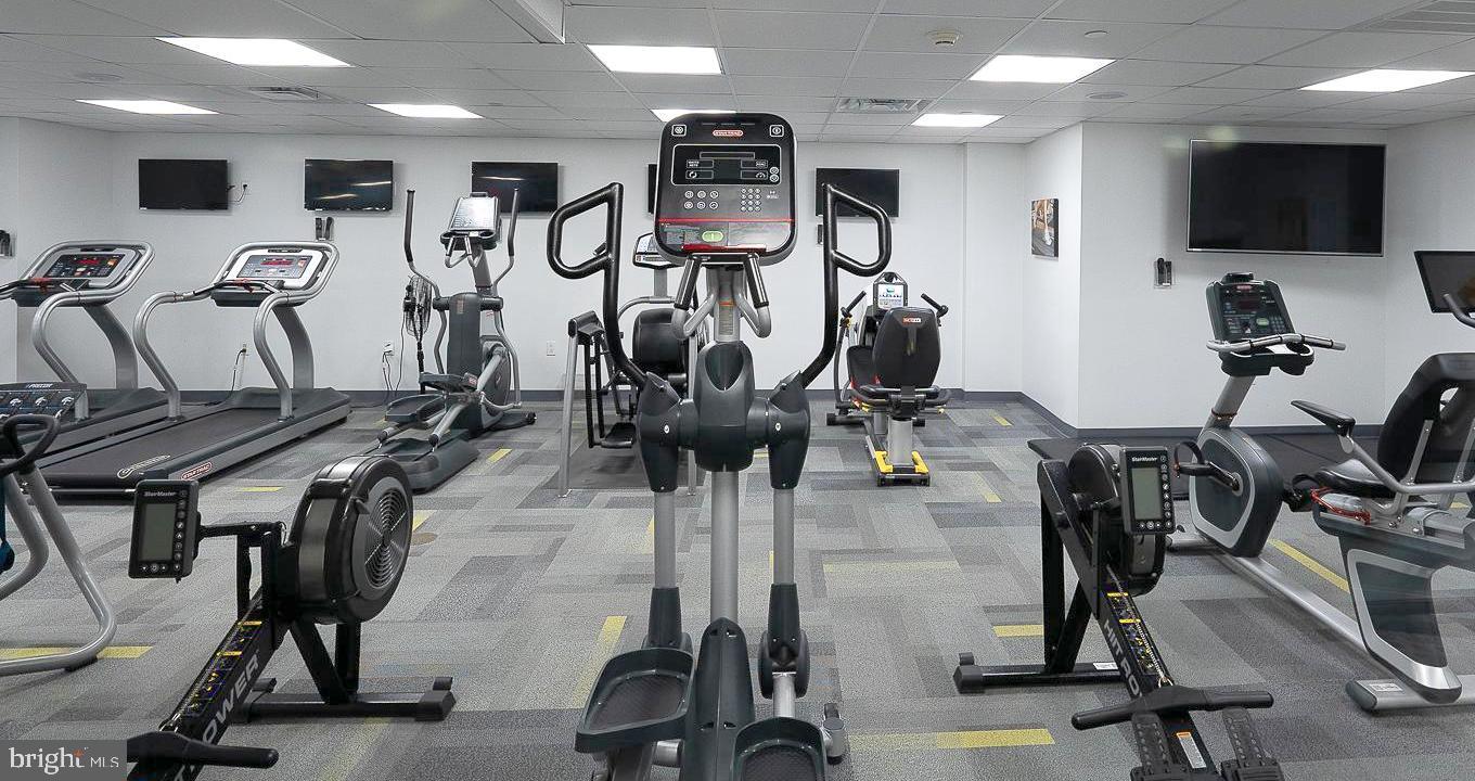 PRESIDENTIAL ESTS - Residential