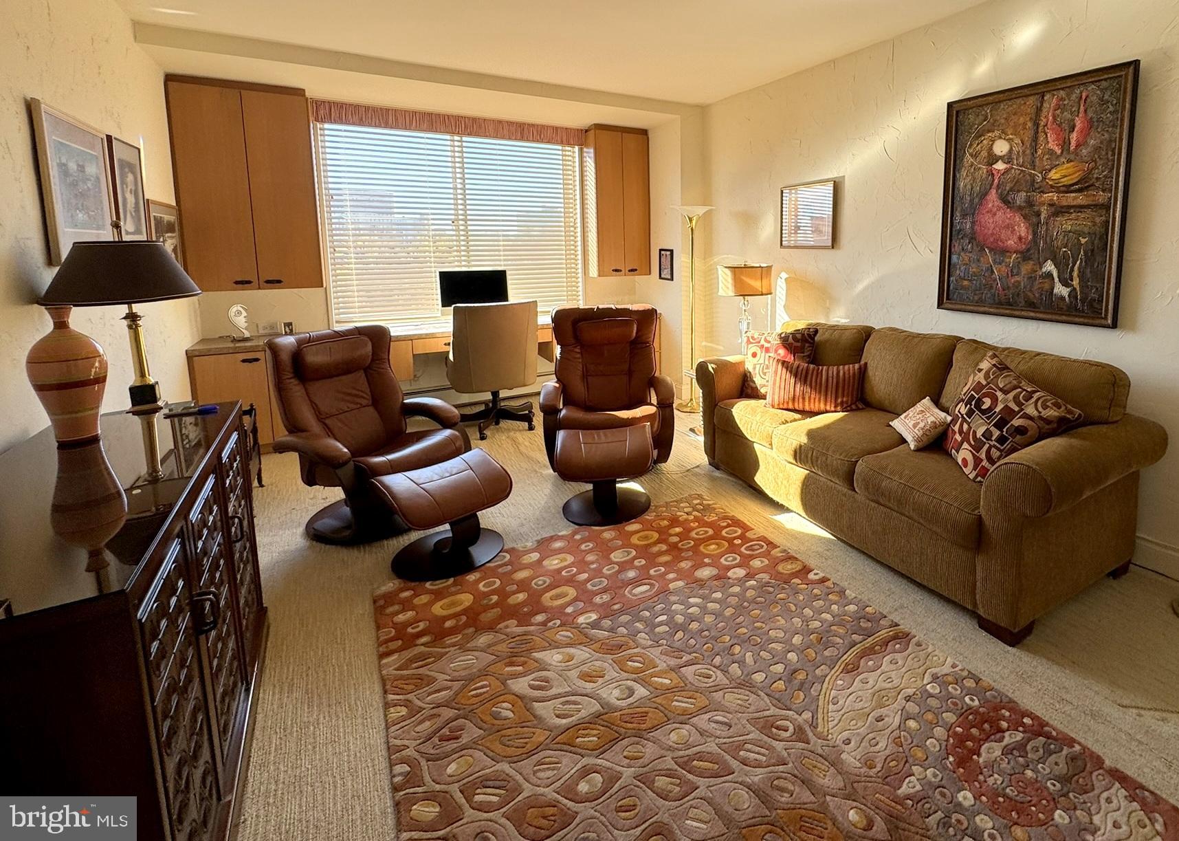 PRESIDENTIAL ESTS - Residential