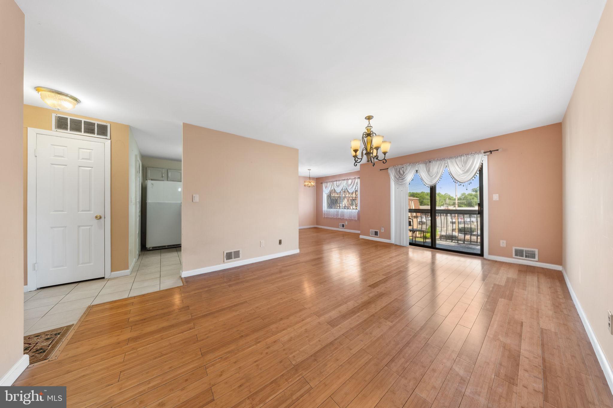 1190 W ST GEORGES AVENUE C43