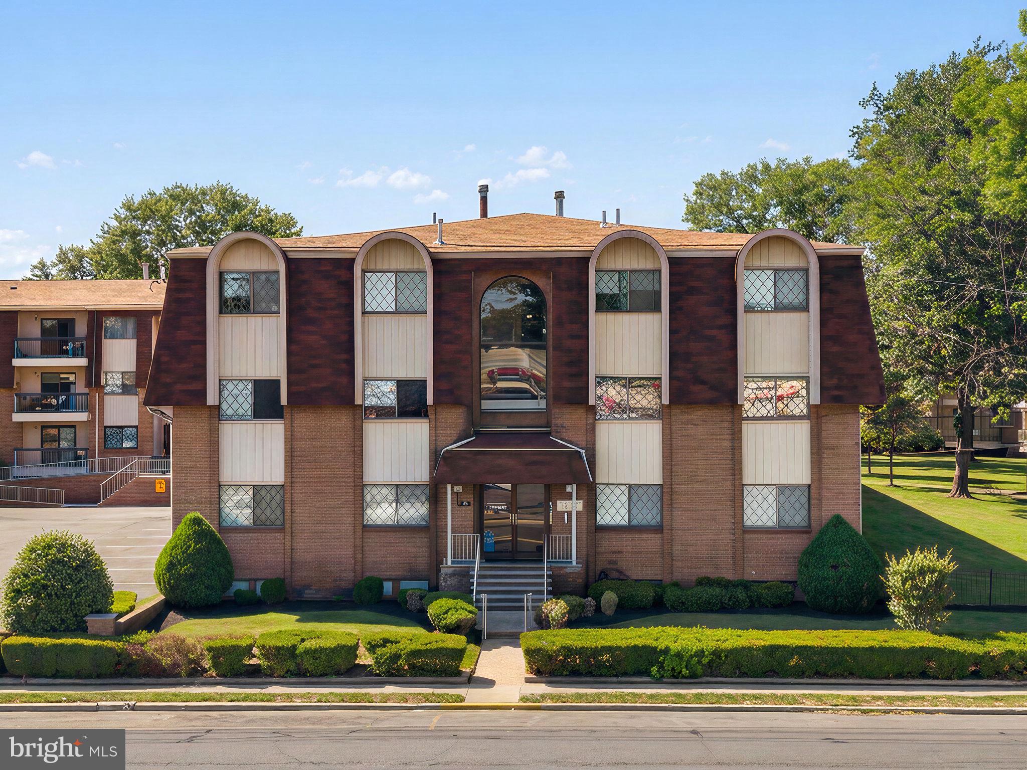 1190 W ST GEORGES AVENUE C43