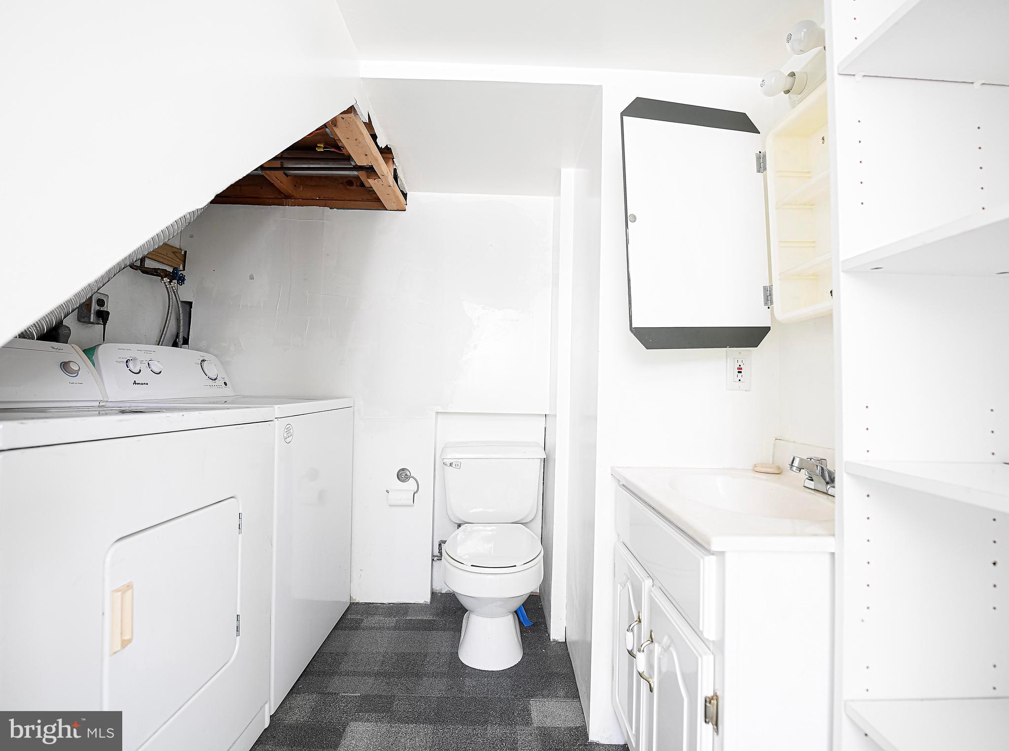 LITTLE ITALY - Residential