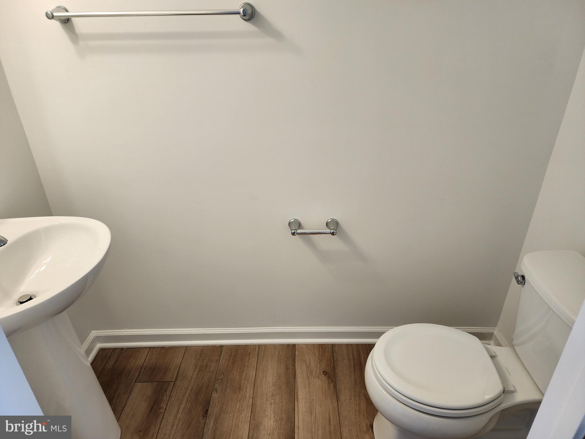 MARTINSBURG STATION - Residential Lease