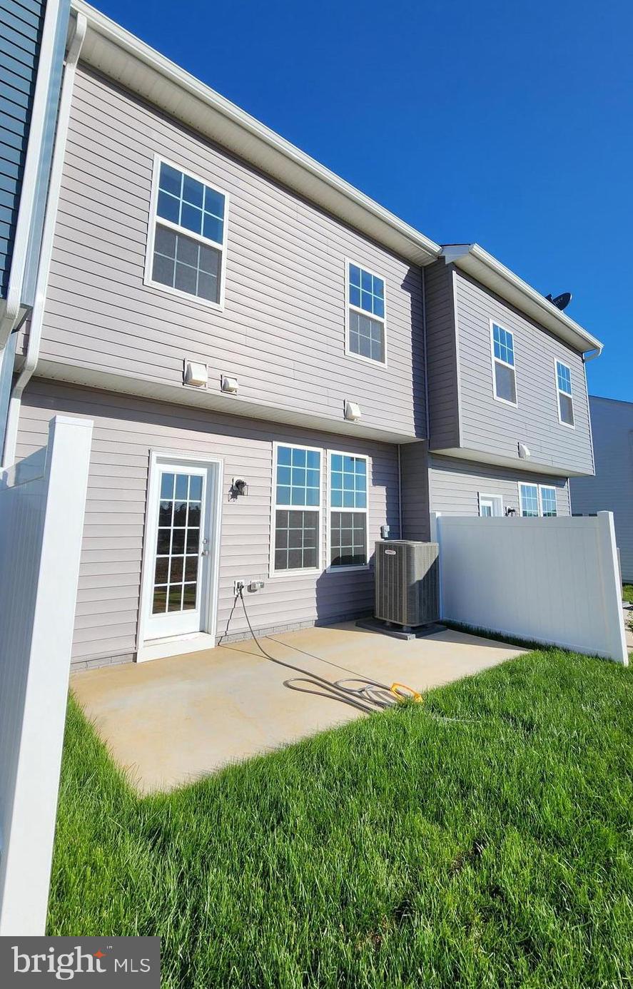 MARTINSBURG STATION - Residential Lease