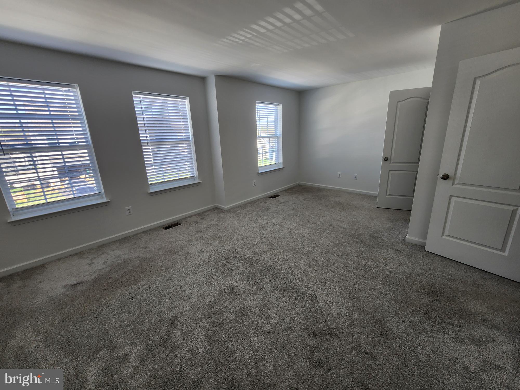 MARTINSBURG STATION - Residential Lease