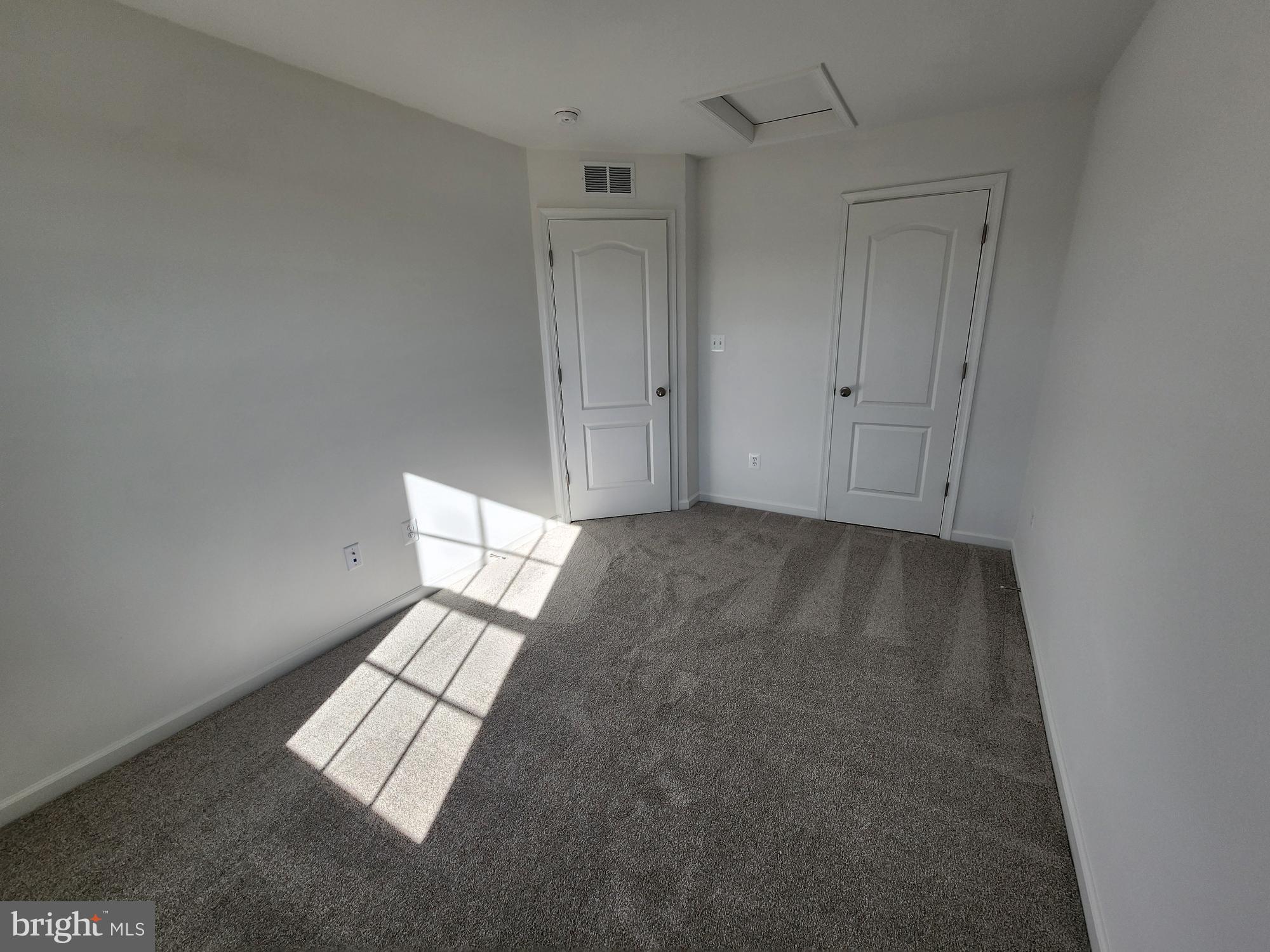 MARTINSBURG STATION - Residential Lease