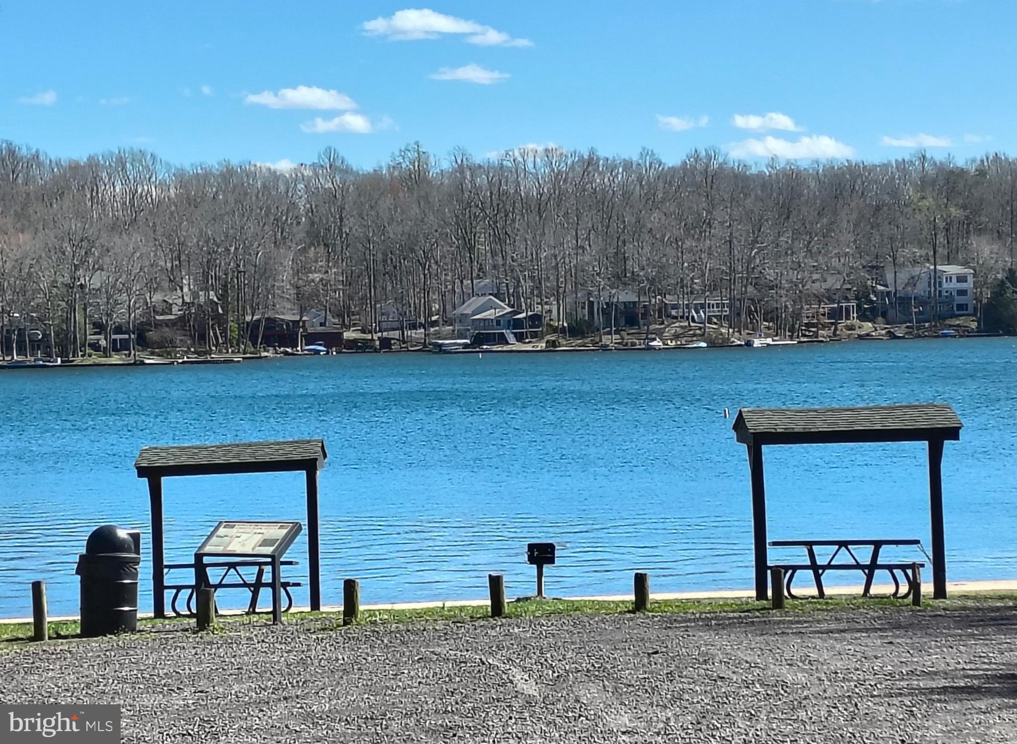 LAKE OF THE WOODS - Residential