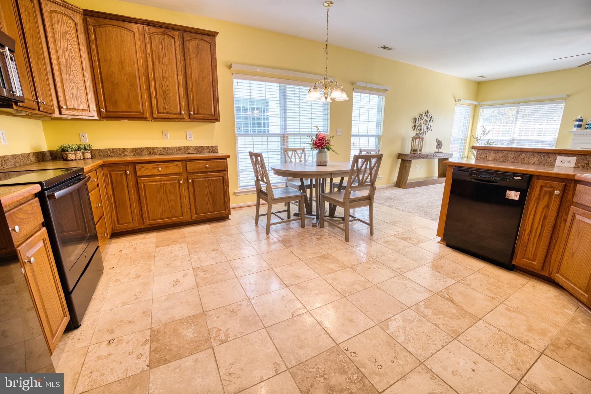 SYMPHONY VILLAGE AT CENTREVILLE - Residential