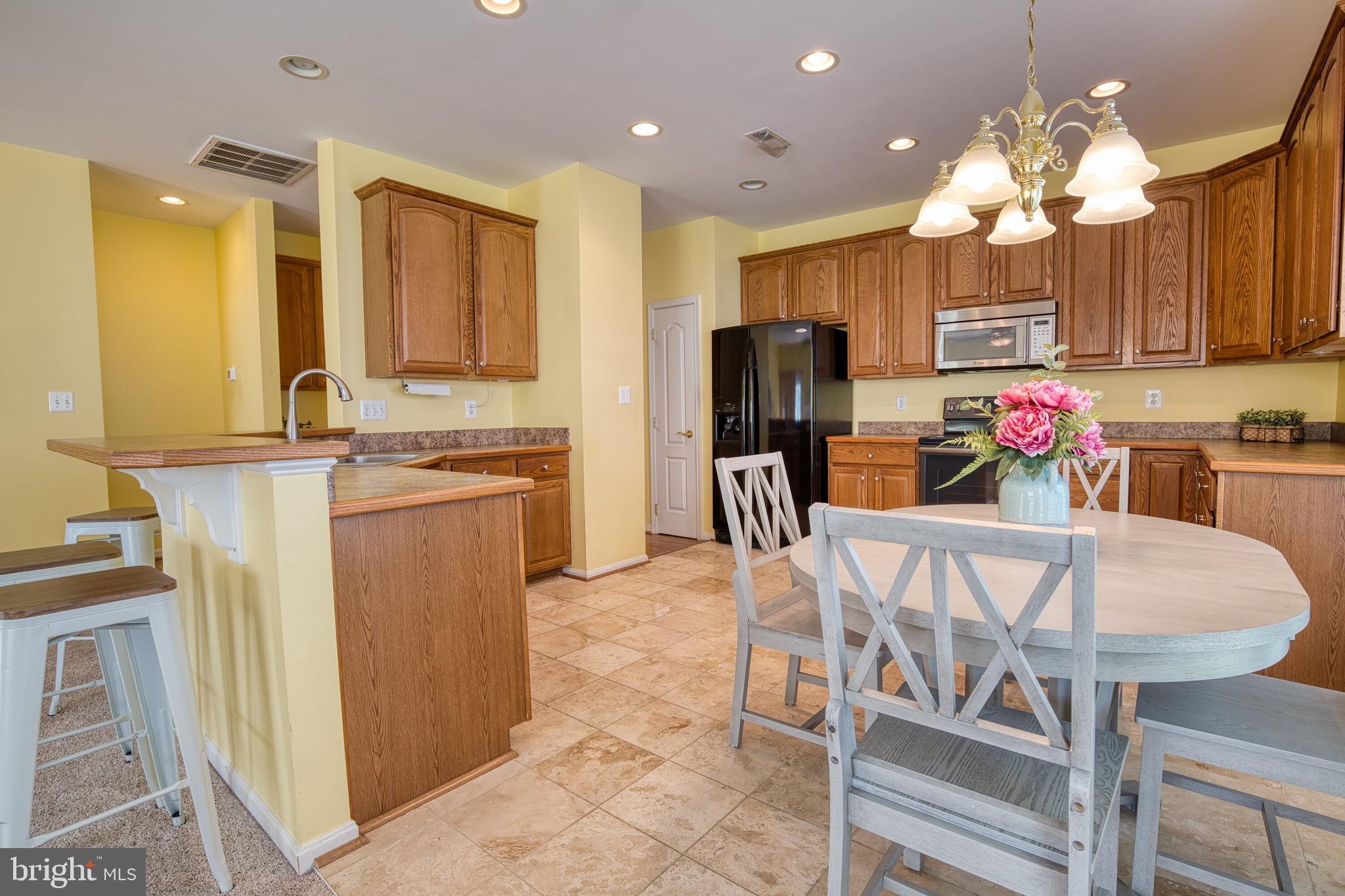 SYMPHONY VILLAGE AT CENTREVILLE - Residential