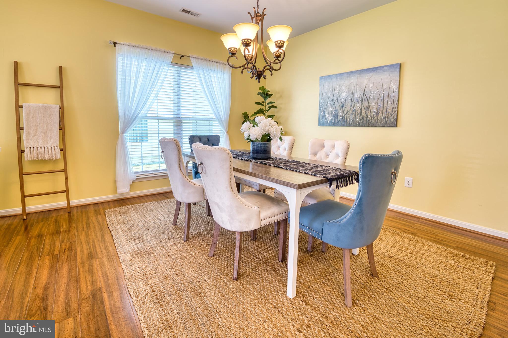 SYMPHONY VILLAGE AT CENTREVILLE - Residential