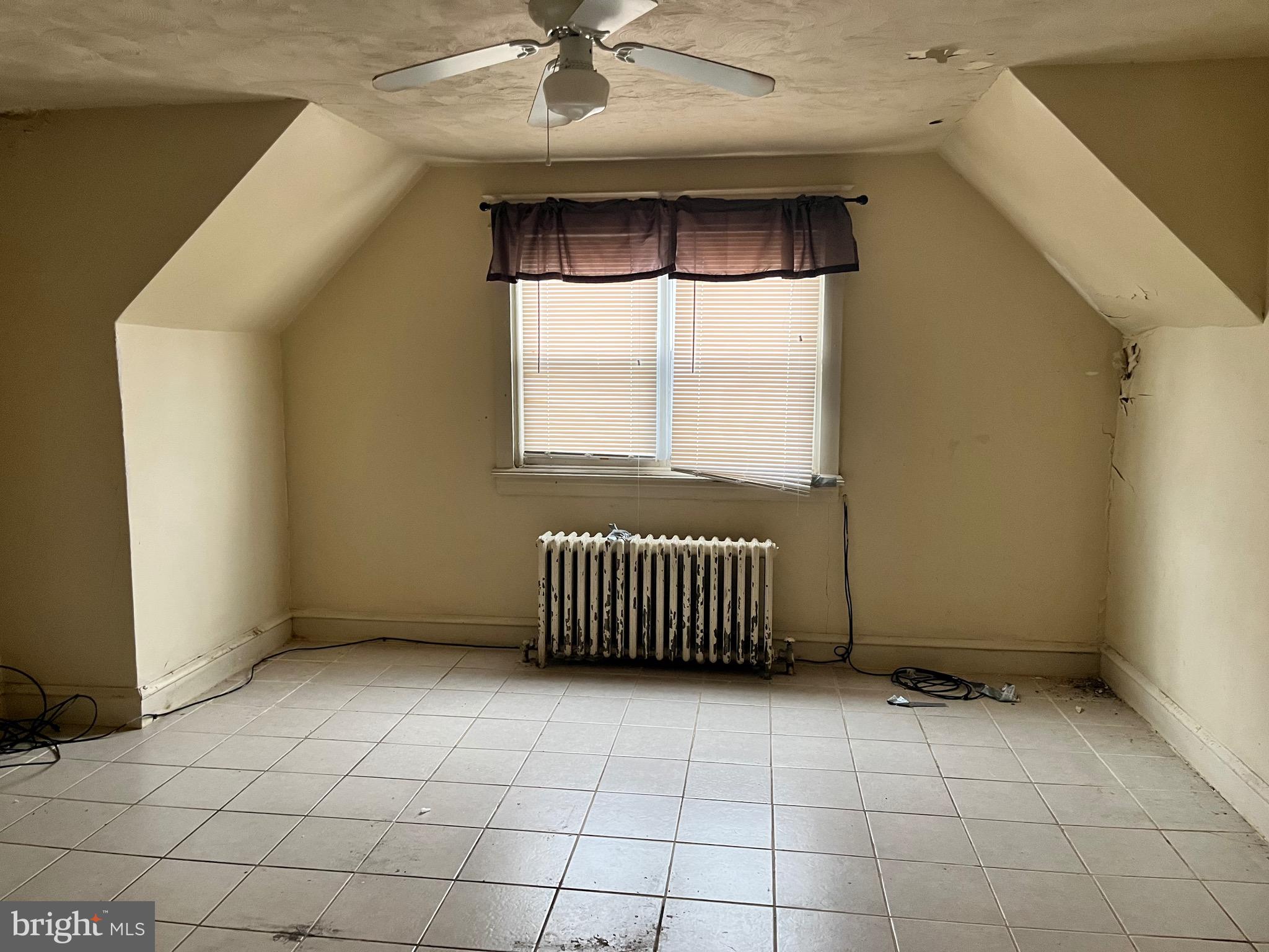 WEST OAK LANE - Residential