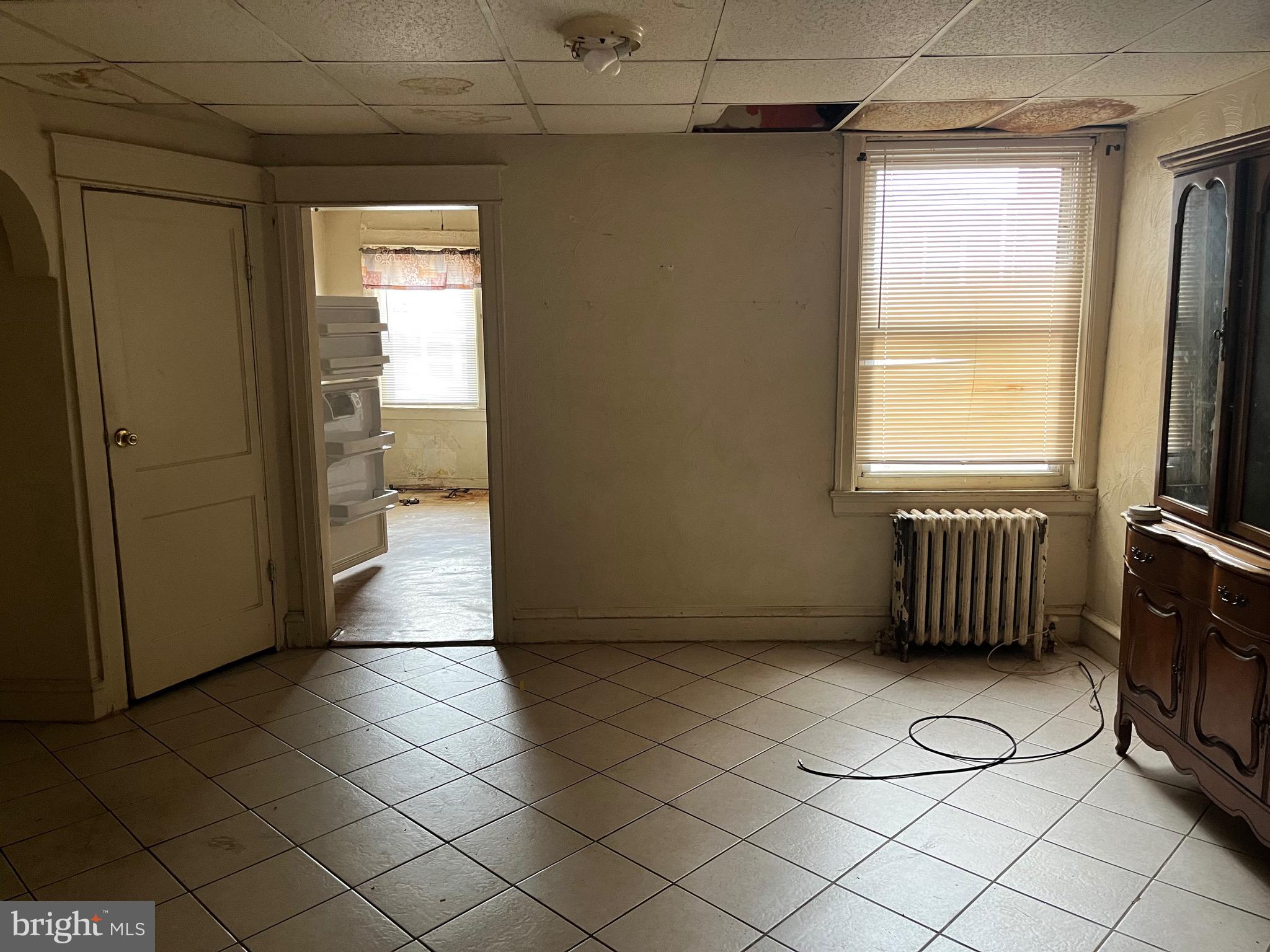 WEST OAK LANE - Residential