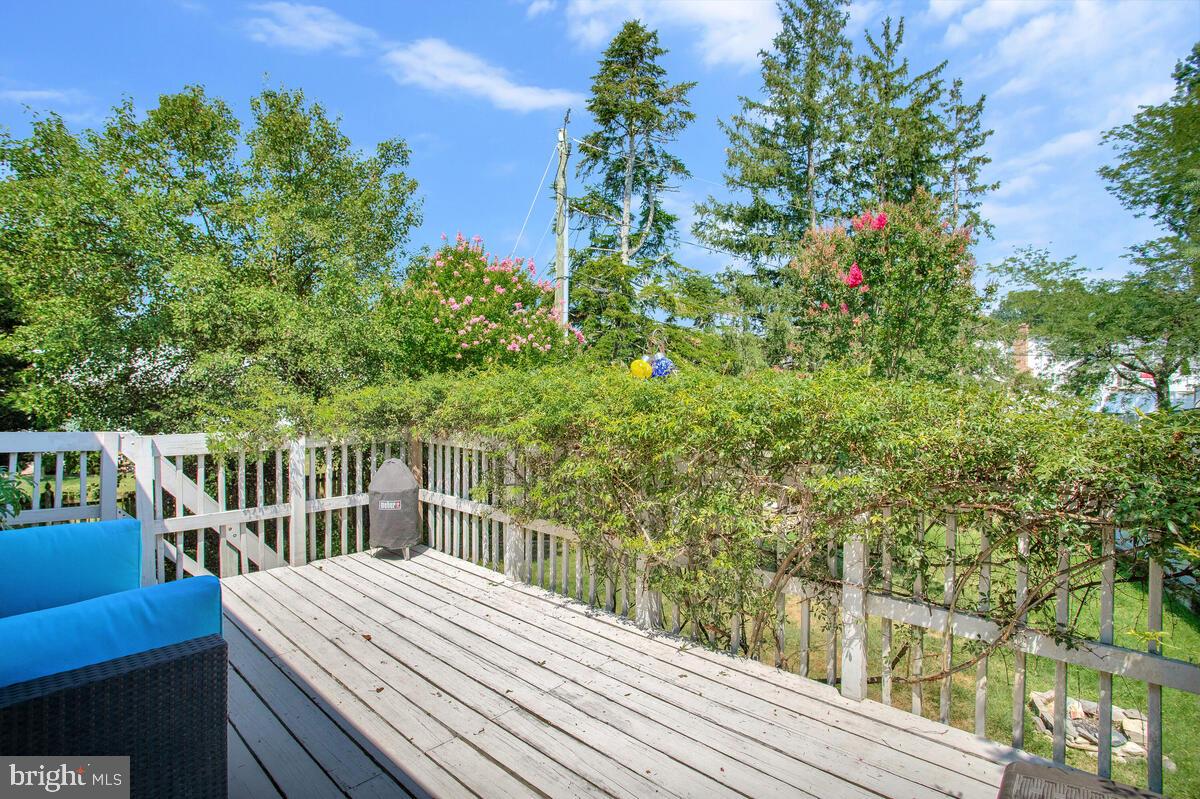 BENTON TERRACE - Residential