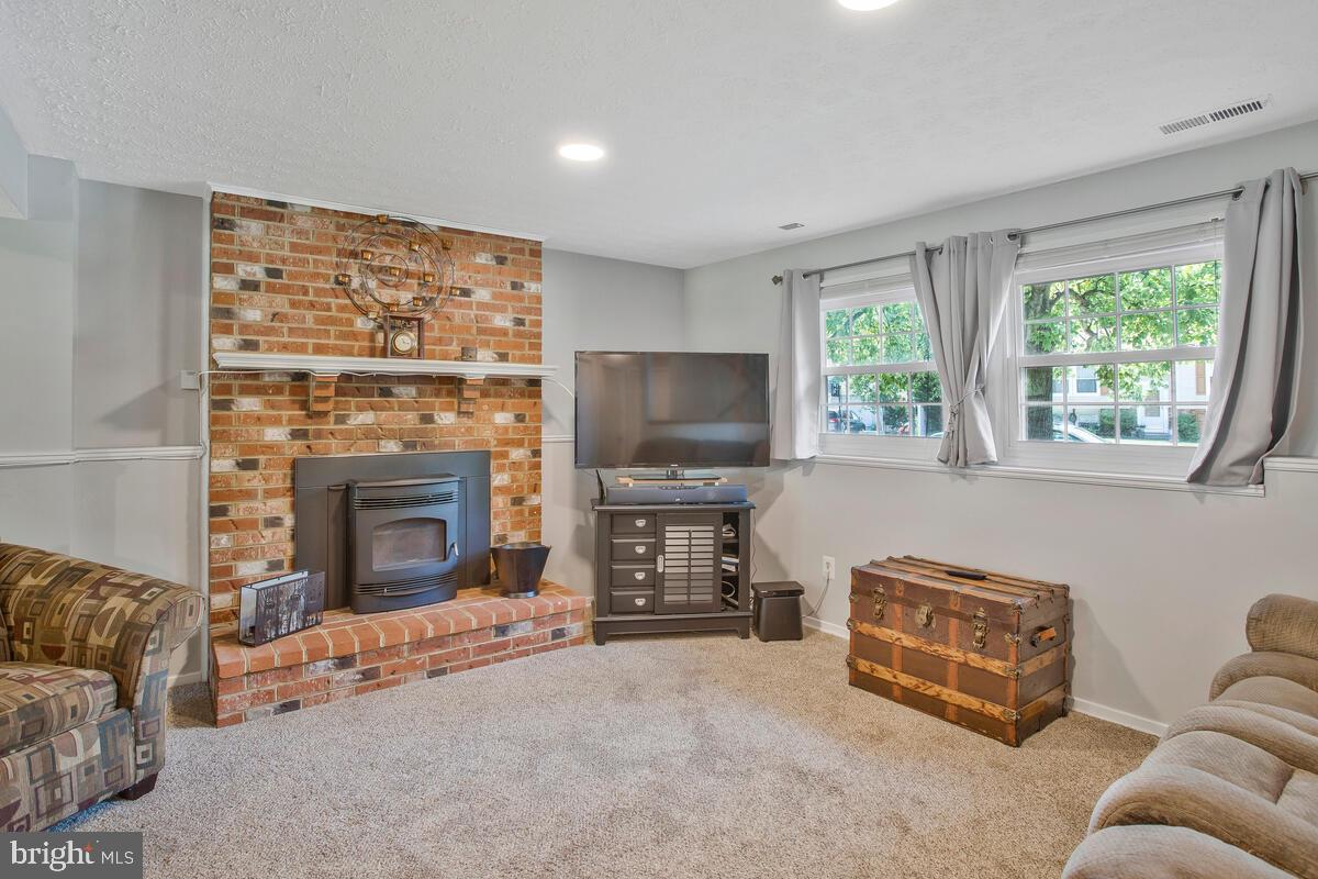 BENTON TERRACE - Residential