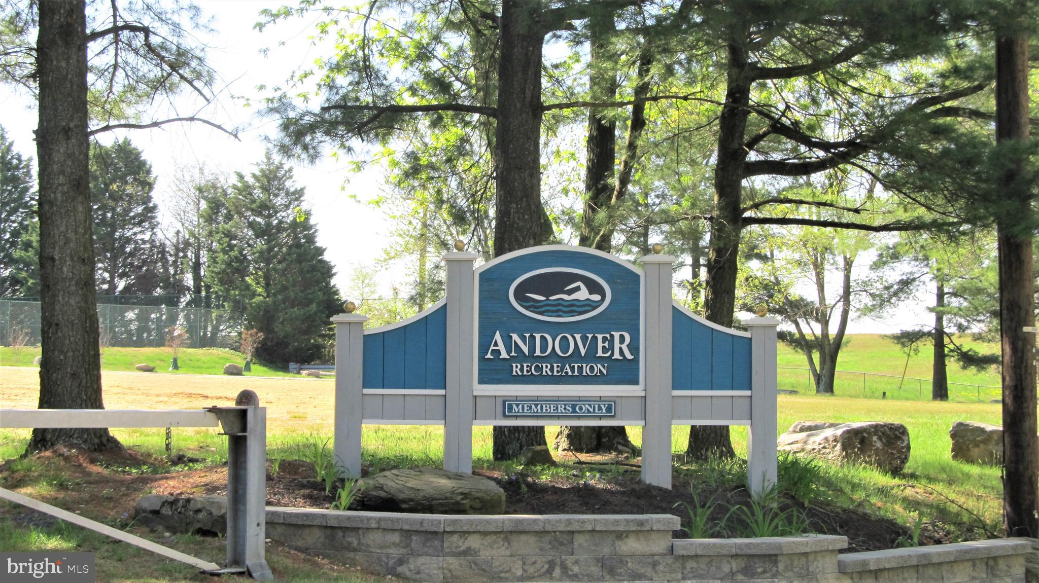 BENTON TERRACE - Residential